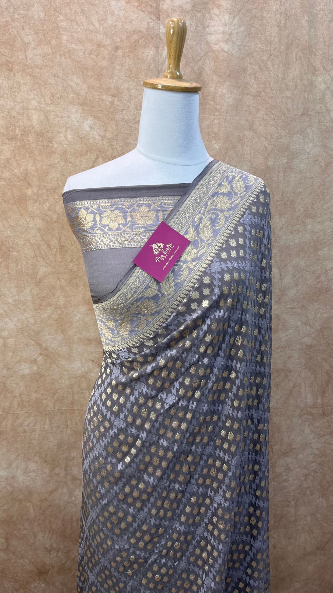 Khaddi Georgette Handloom Banarasi Saree - With sona roopa jaal work