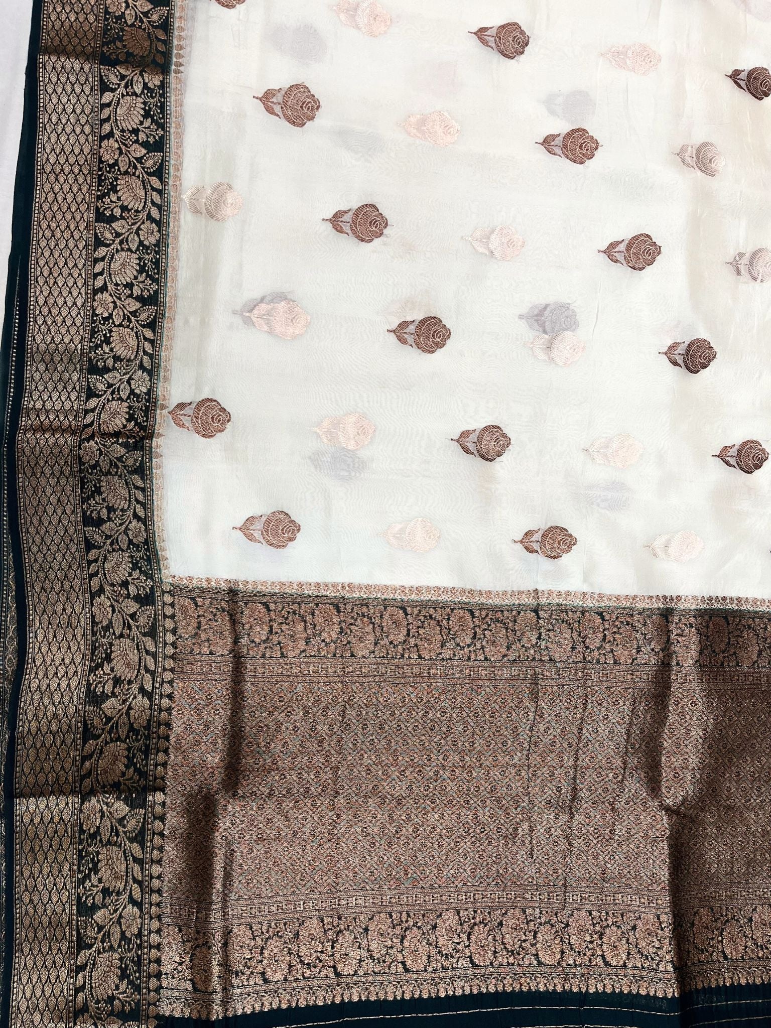 Pure Kora Silk Handloom Banarasi Saree