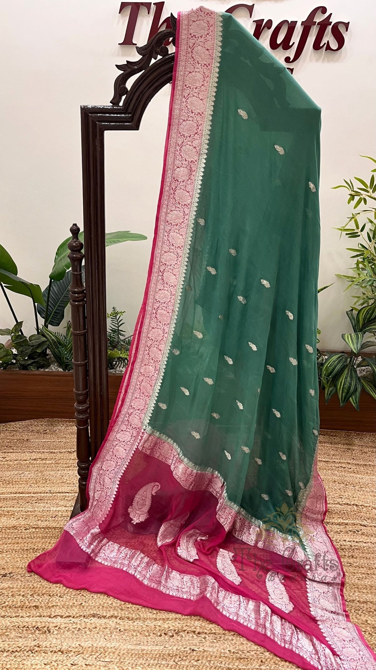 Pure Georgette Handloom Banarasi Saree