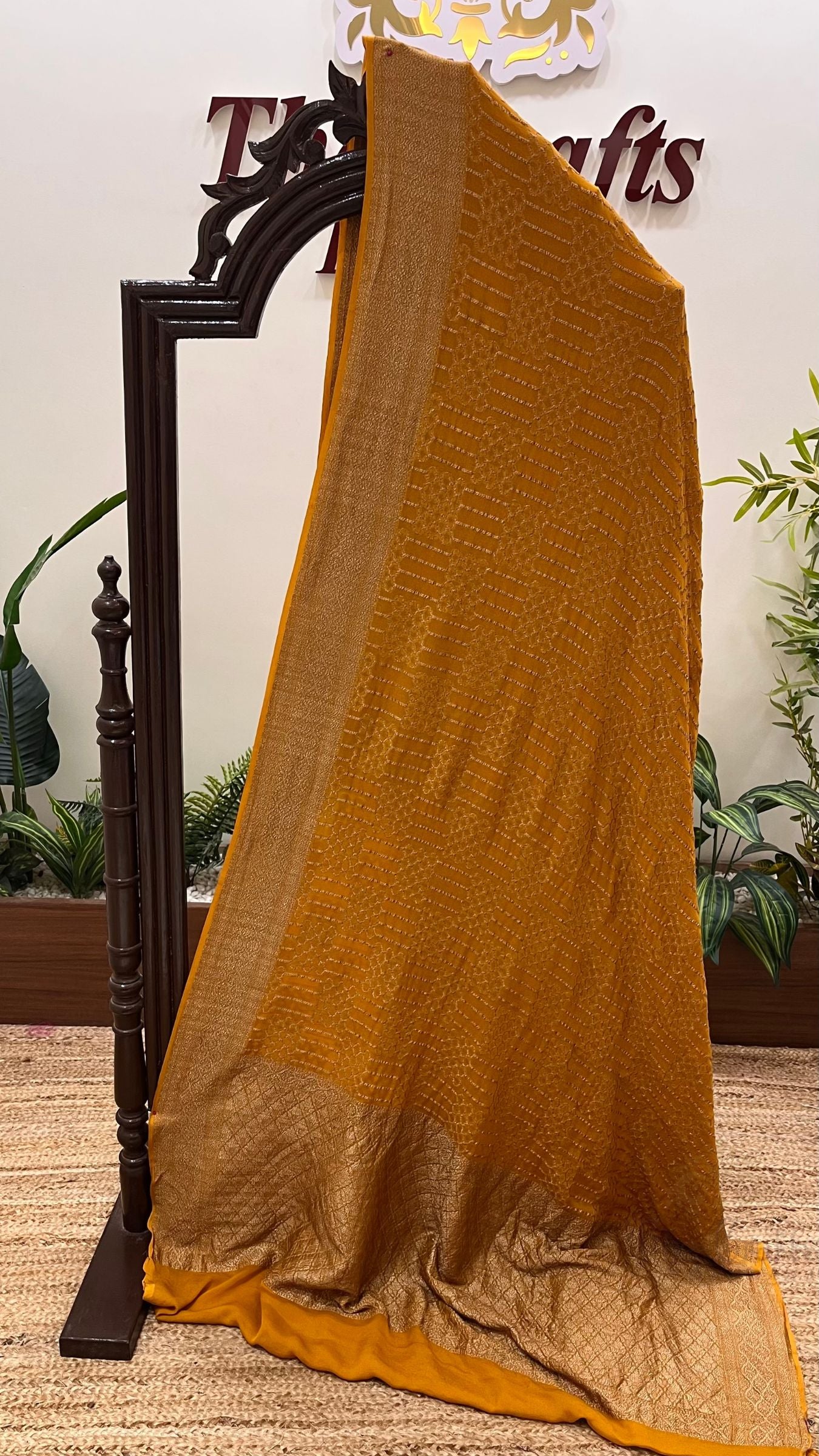 Khaddi Georgette Banarasi Saree - Antique Zari