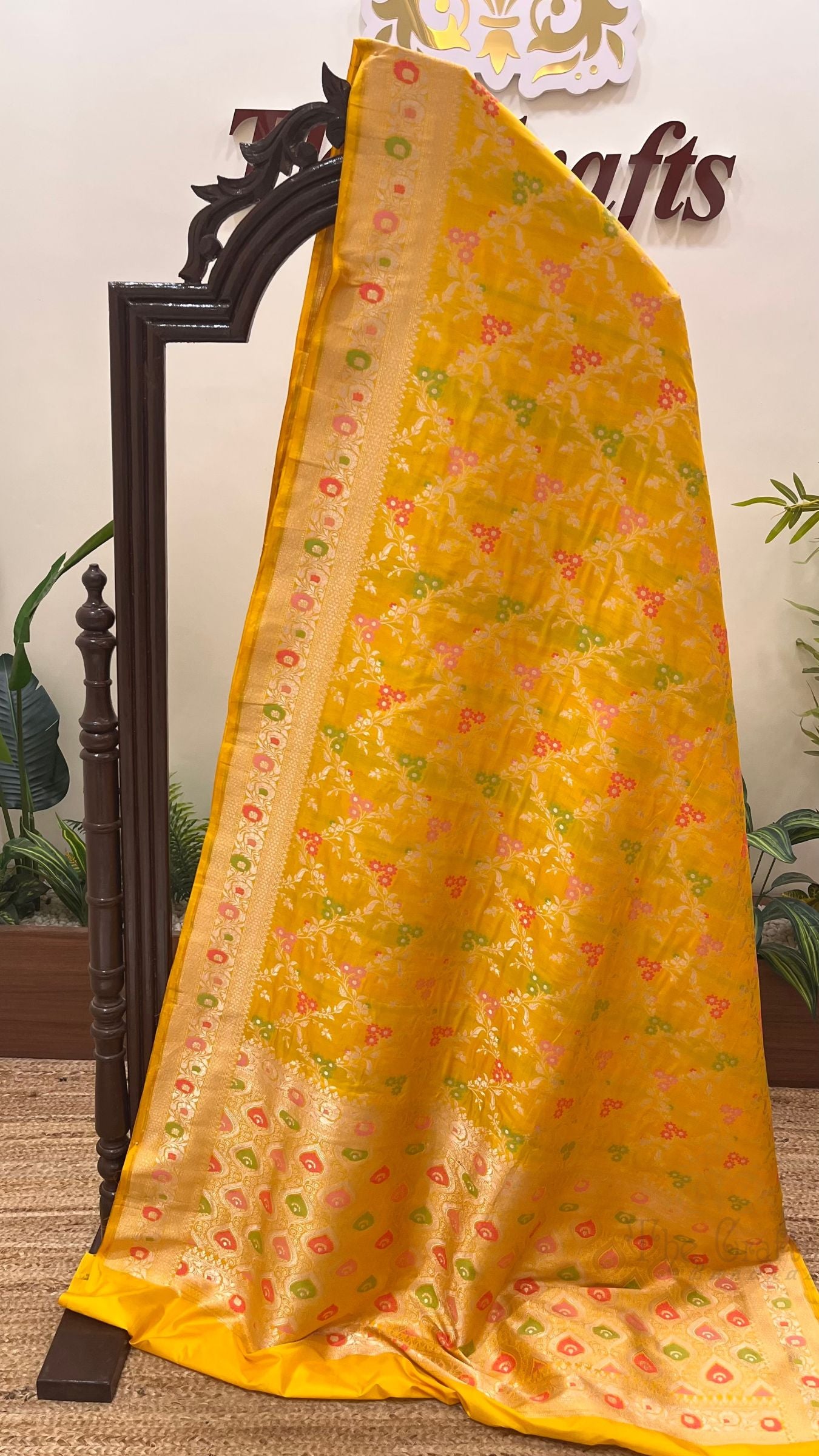 Pure Katan Silk Handloom Banarasi Saree - Jaal With Meenakari