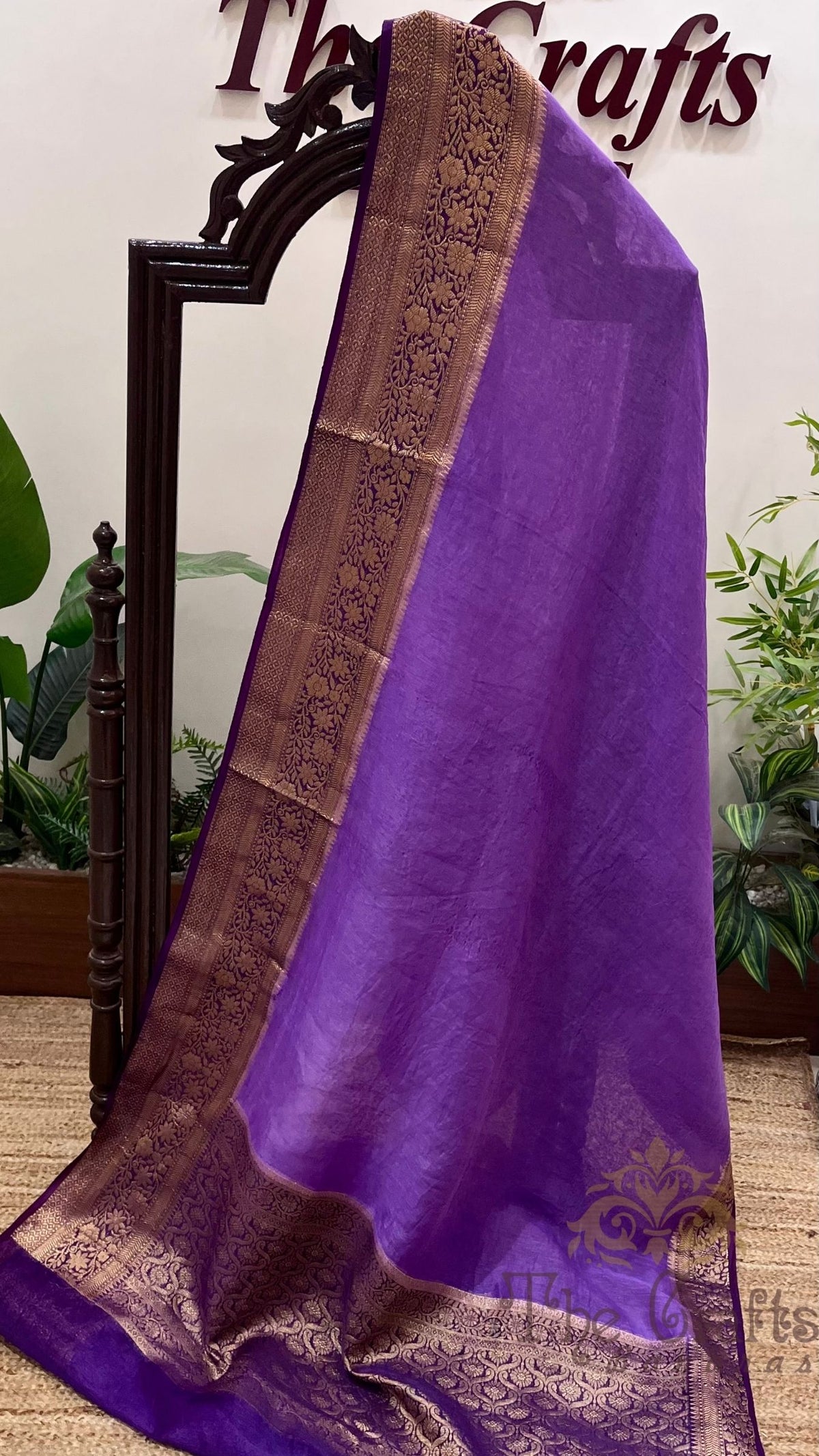 Pure Linen Banarasi Saree