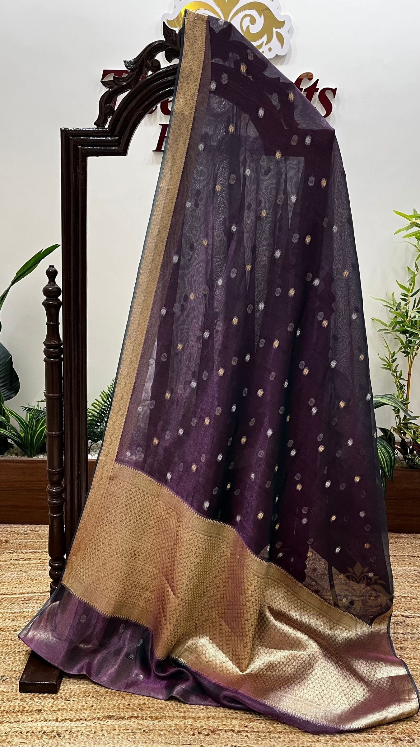 Pure Tissue Silk Handloom Banarasi Saree