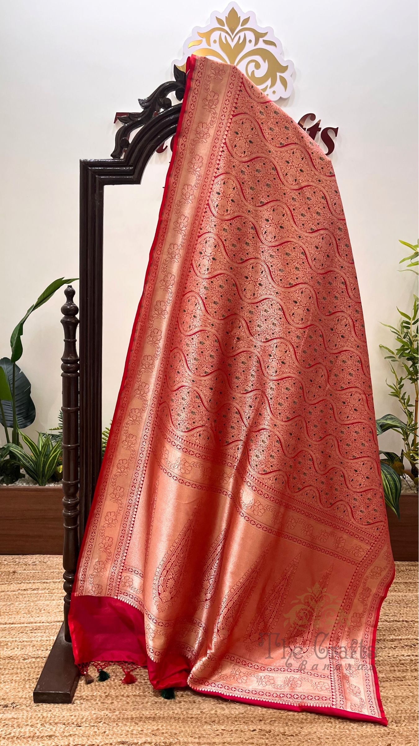Pure Katan Silk Handloom Banarasi Saree - Tanchui Brocade Meena