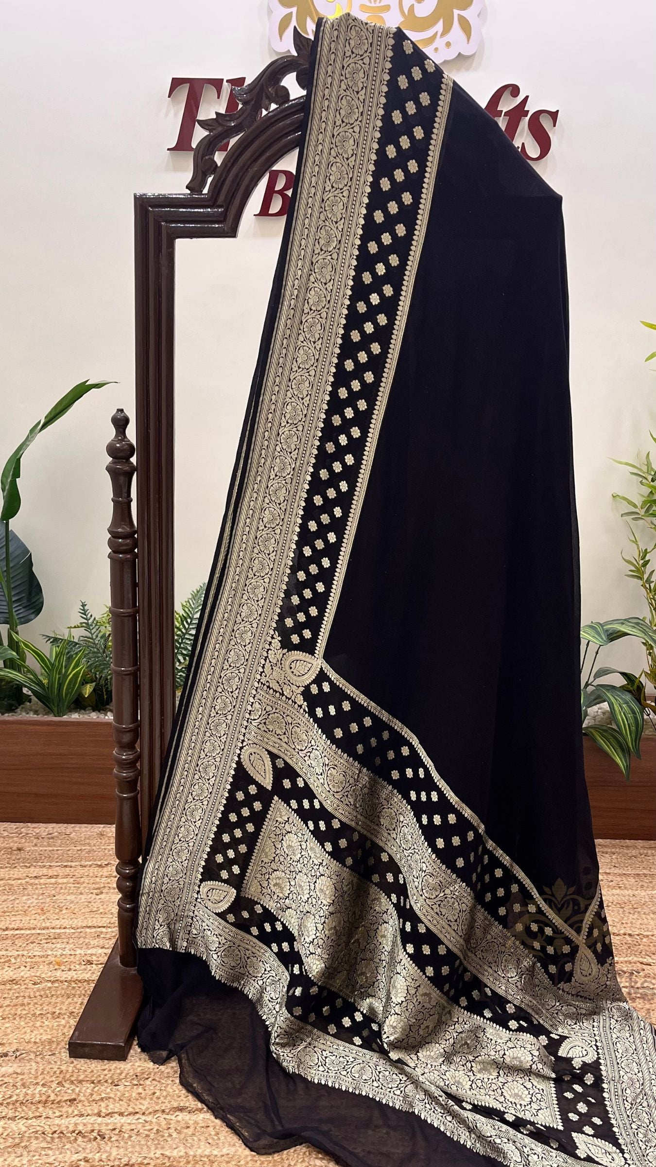 Khaddi Georgette Handloom Banarasi Saree