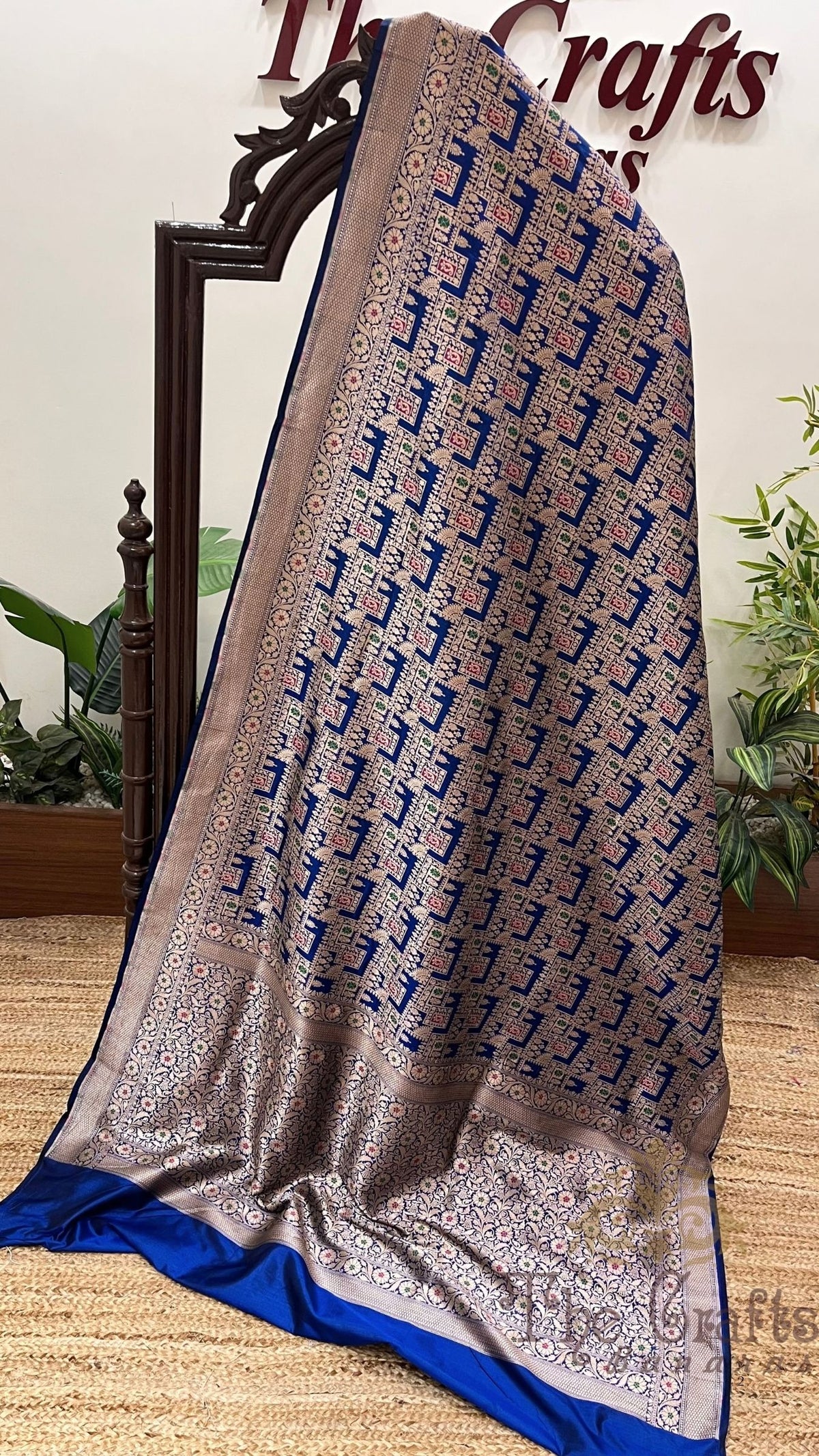 Pure Katan Silk Handloom Banarasi Saree -  Jaal Work with Meenakari