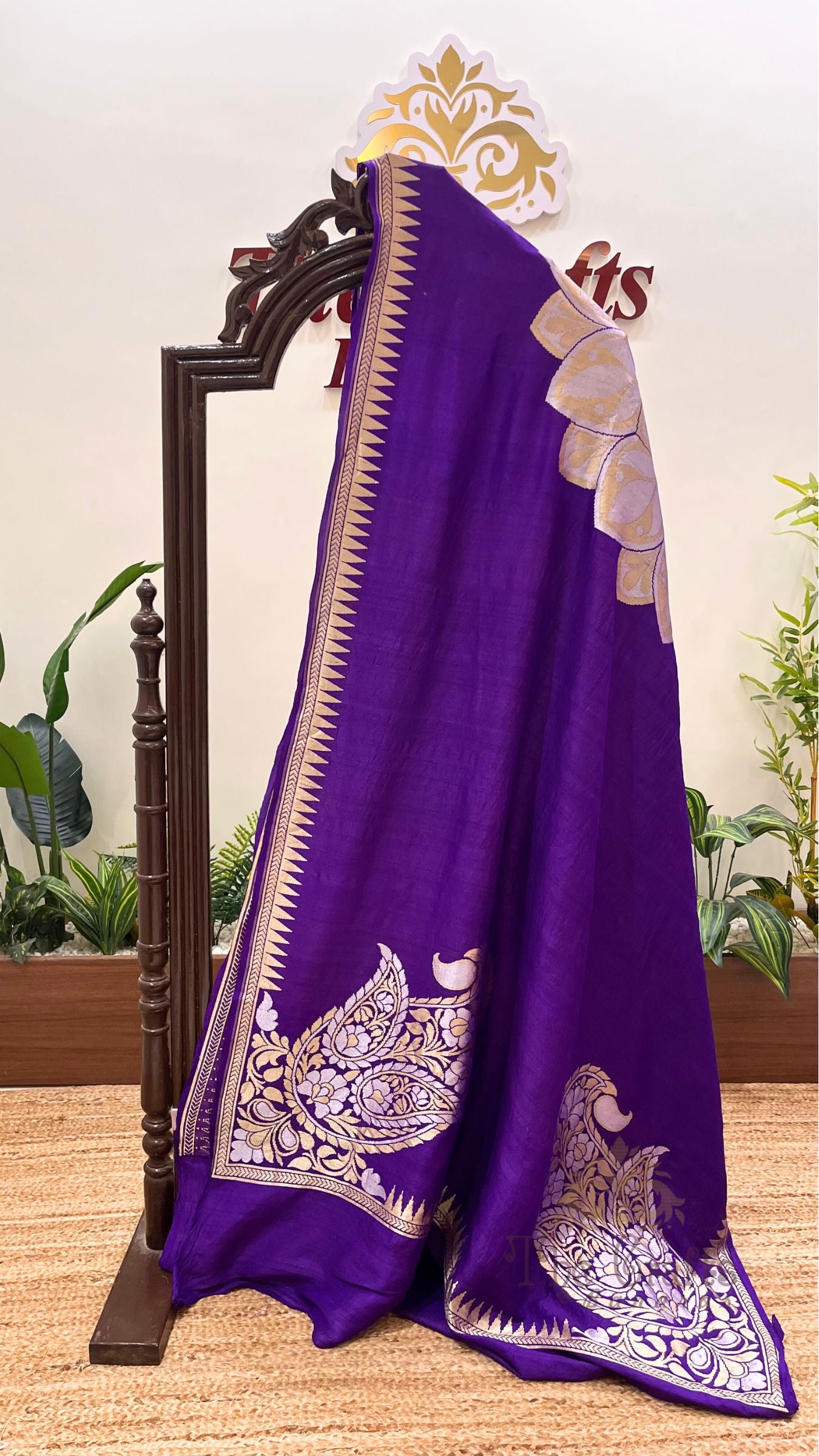 Tussar Georgette Handloom Banarasi Saree - All over Sona Rupa Motifs