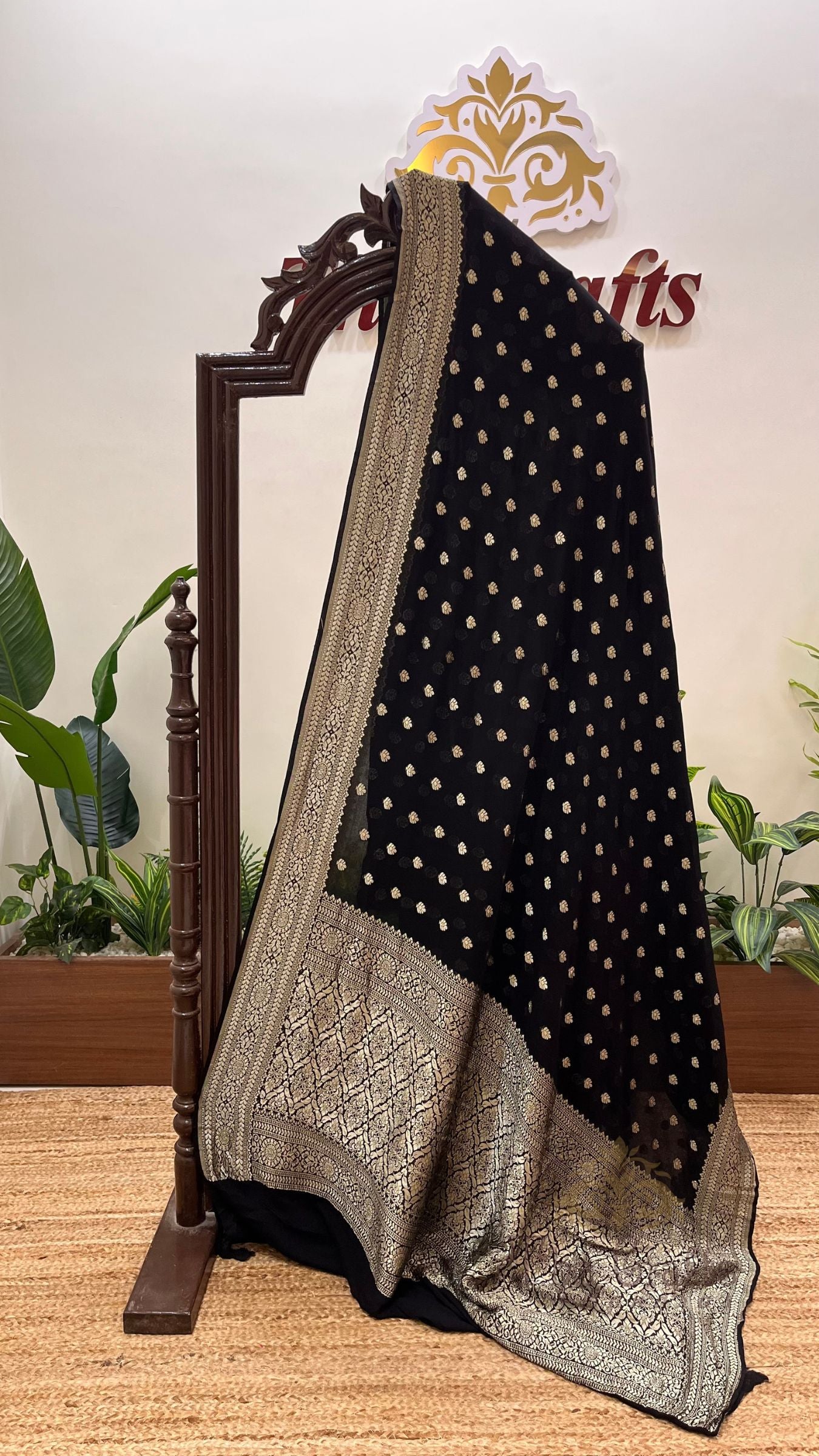 Khaddi Georgette Banarasi Saree - Water Zari