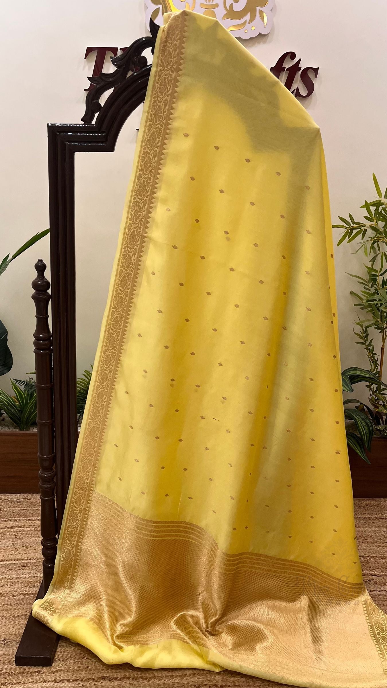 Pure Mango Silk Handloom Banarasi Saree