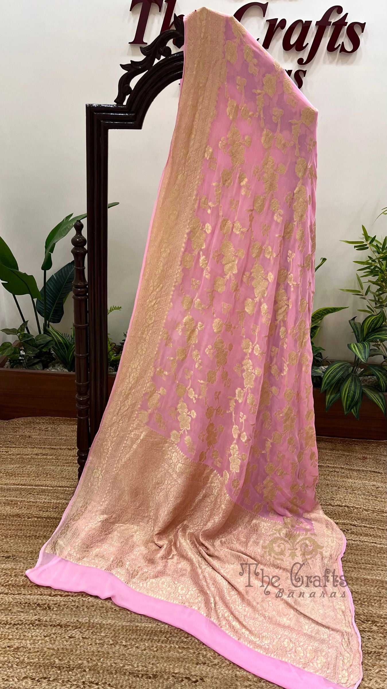 Khaddi Georgette Handloom Banarasi Saree
