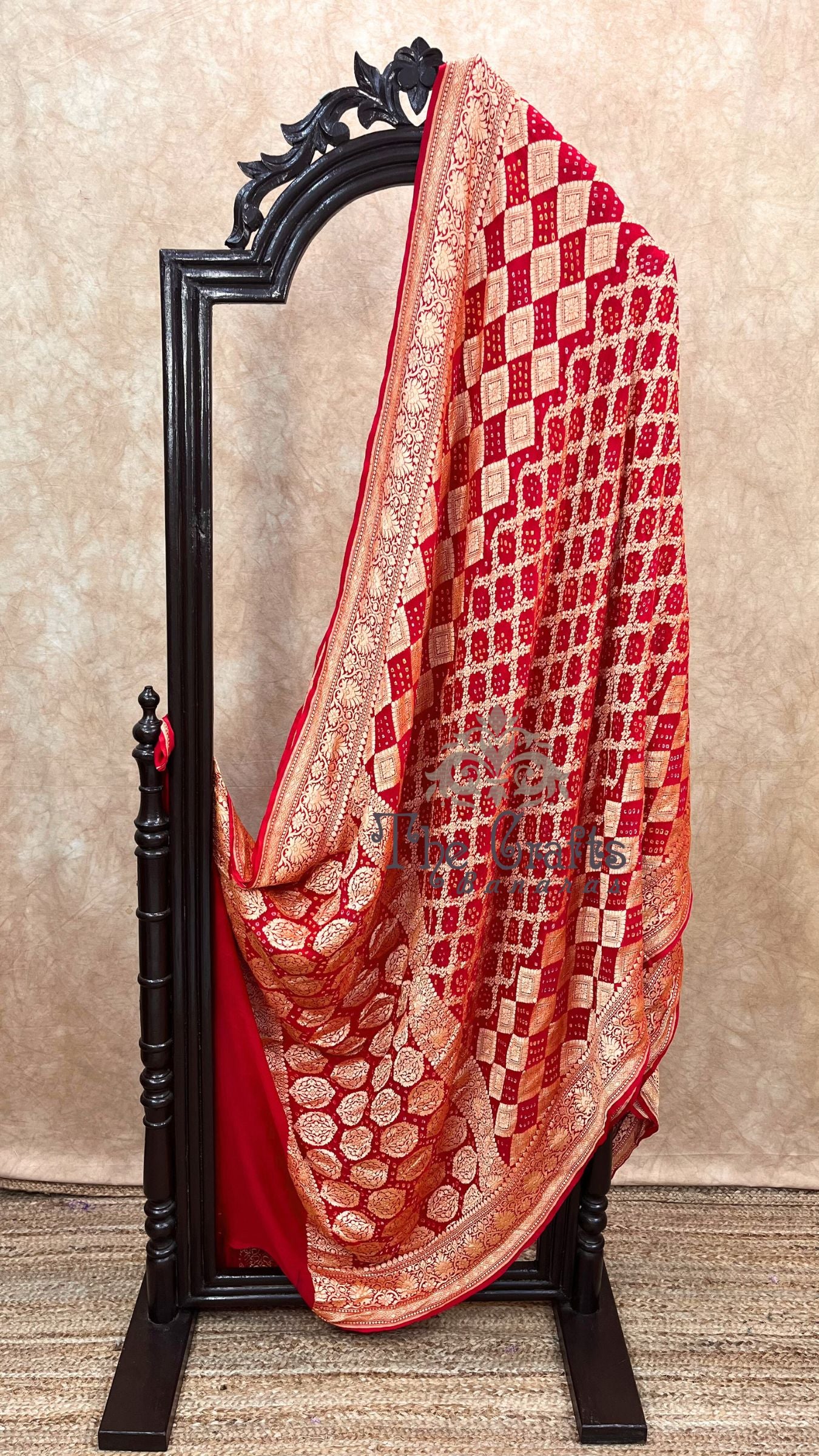 Pure Georgette Banarasi Handloom Bandhej Saree