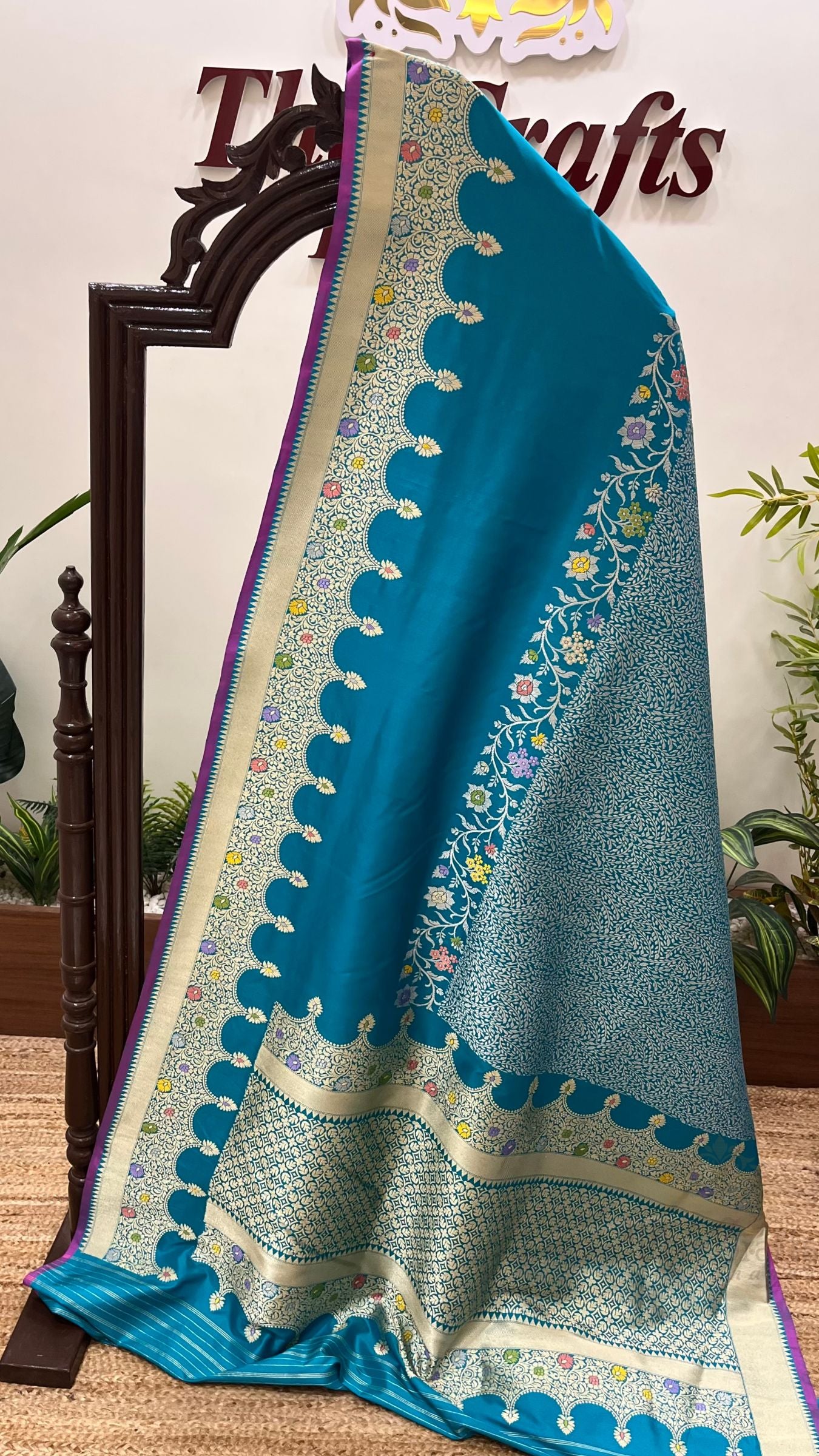Pure Katan Silk Handloom Banarasi Saree - Kadhua Tanchui Brocade Meena