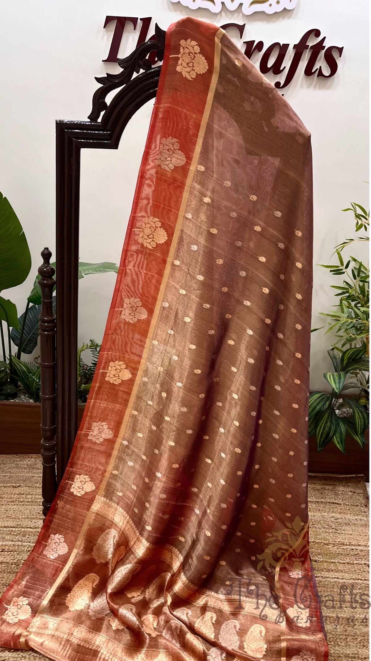 Pure Kora Tissue Silk Handloom Banarasi Saree- Kadhua Motifs