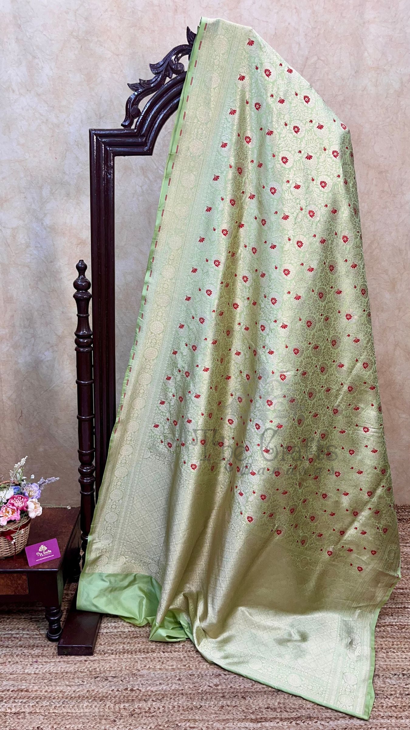 Pure Katan Silk Handloom Banarasi Saree - Tanchui Brocade Meena