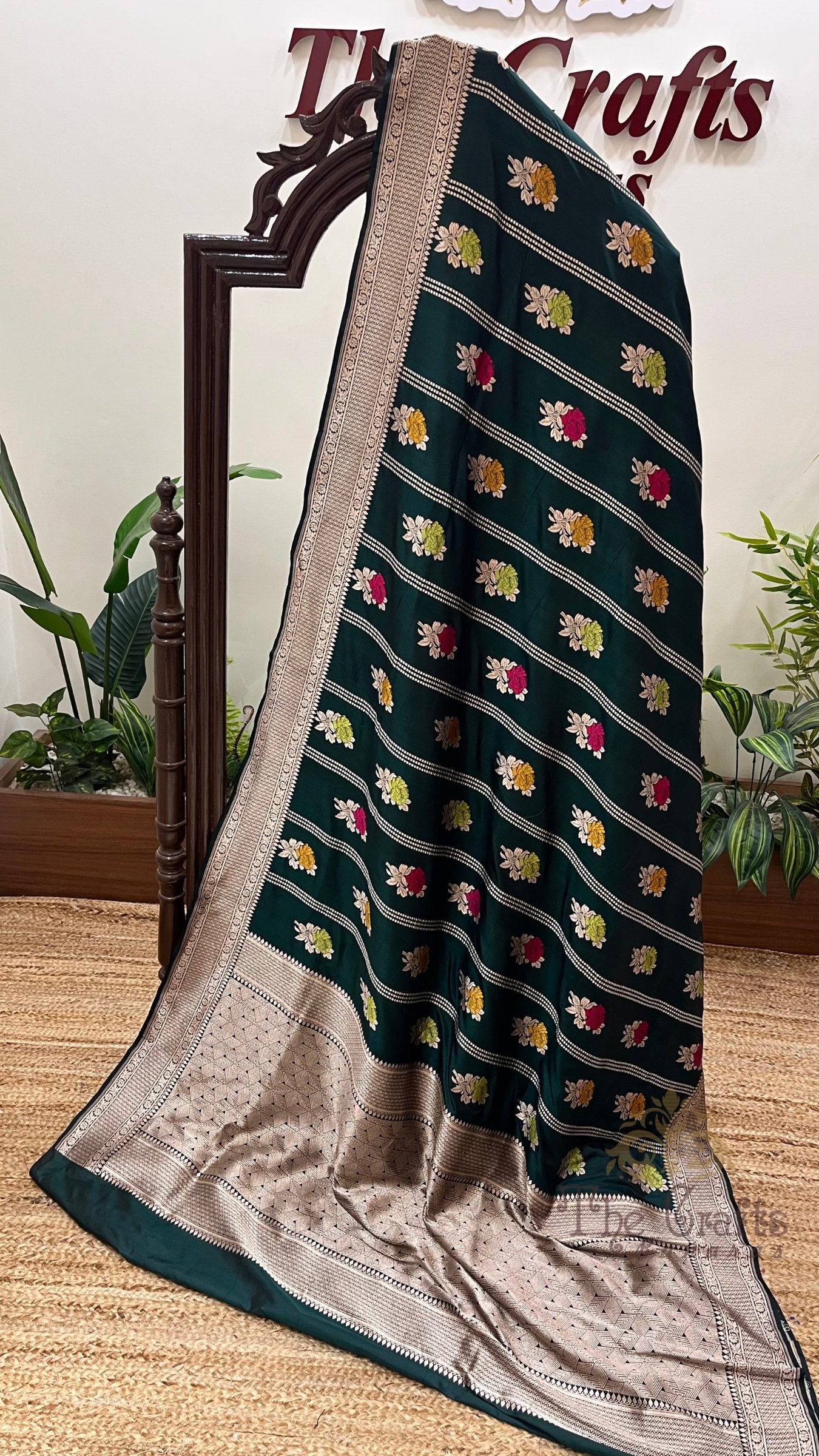 Pure Katan Silk Handloom Banarasi Saree - Meenakari Buti