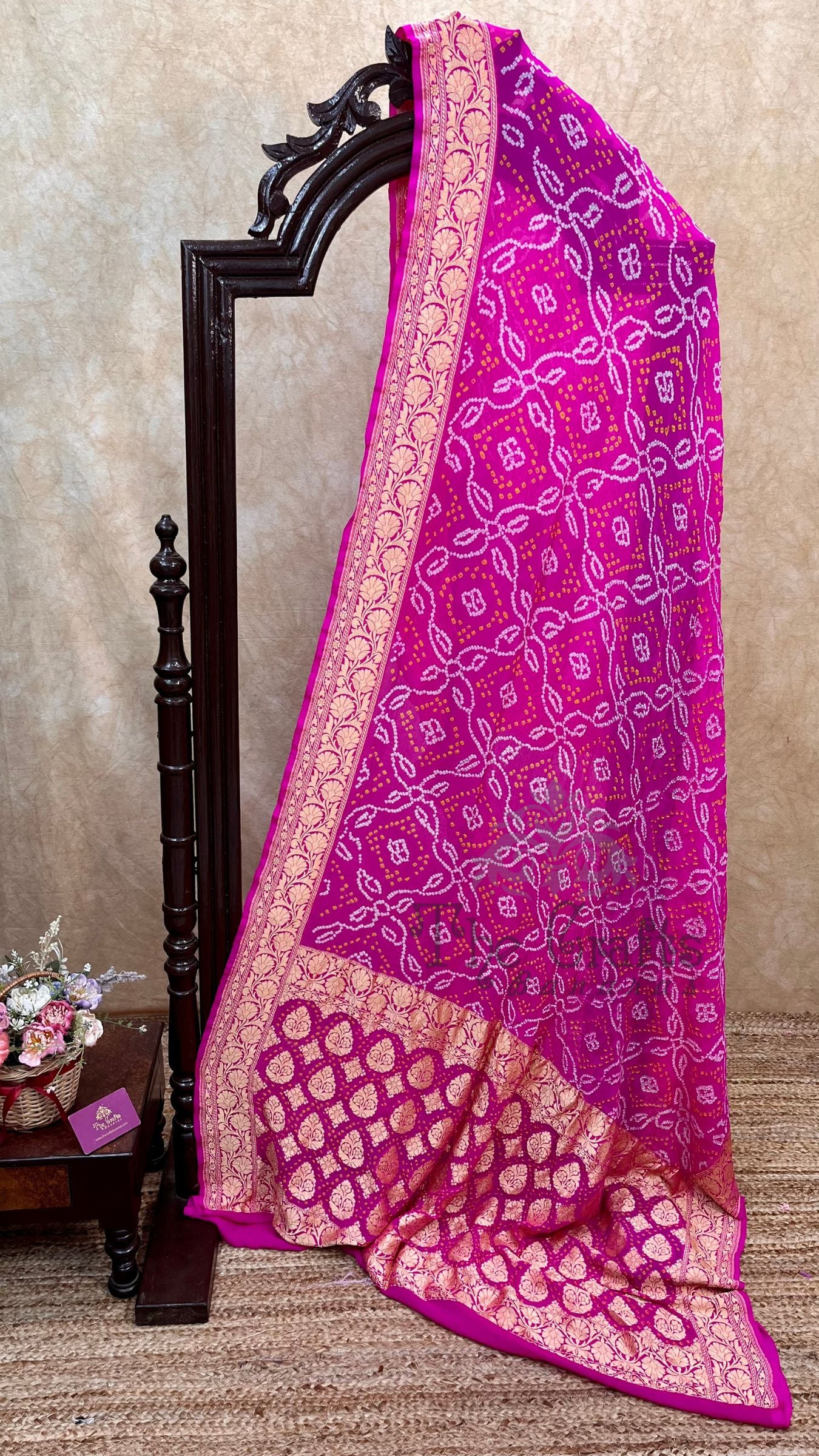 Pure Georgette Banarasi Handloom Bandhej Saree