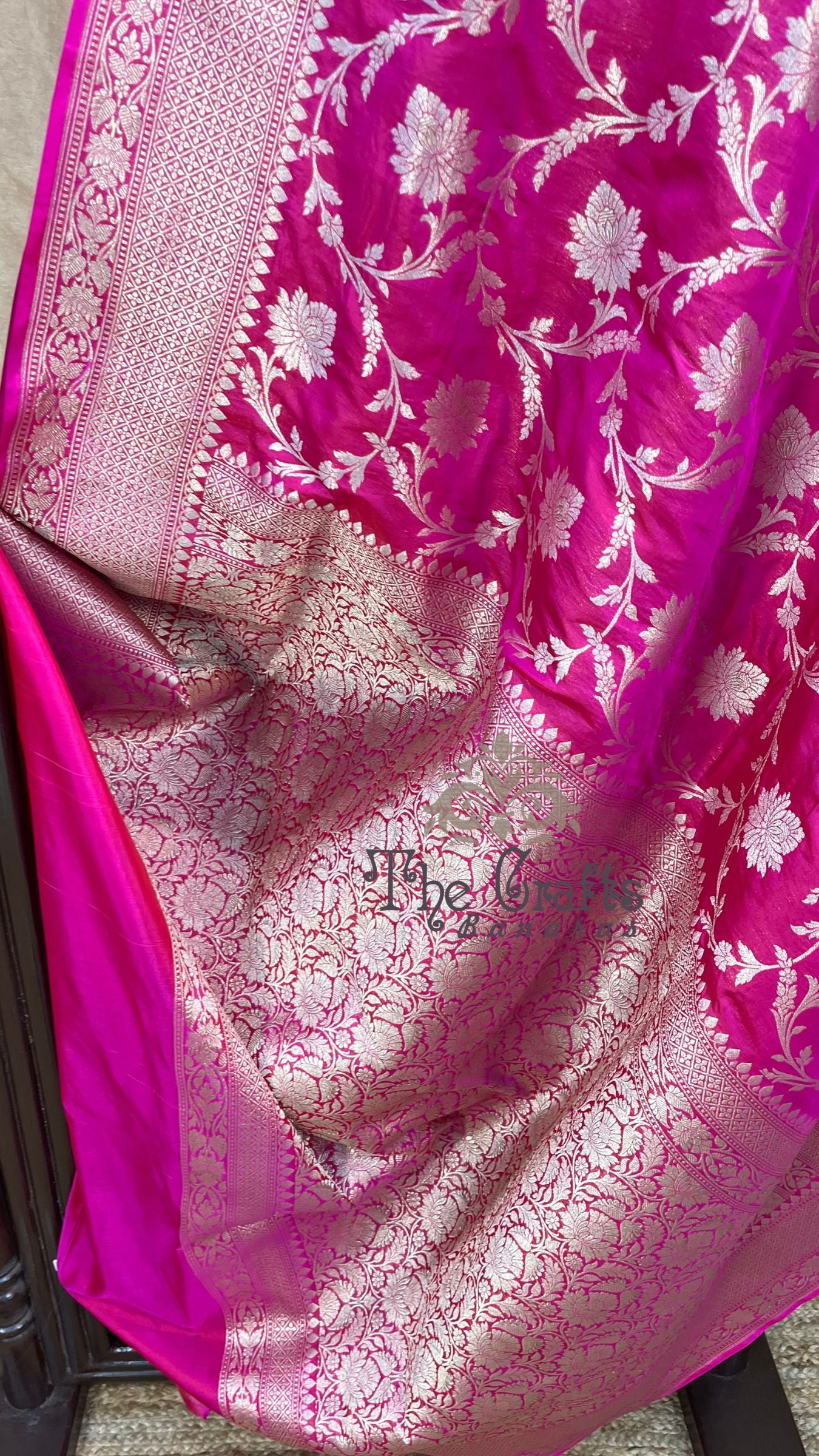 Pure Katan Silk Handloom Banarasi Saree - Jaal work