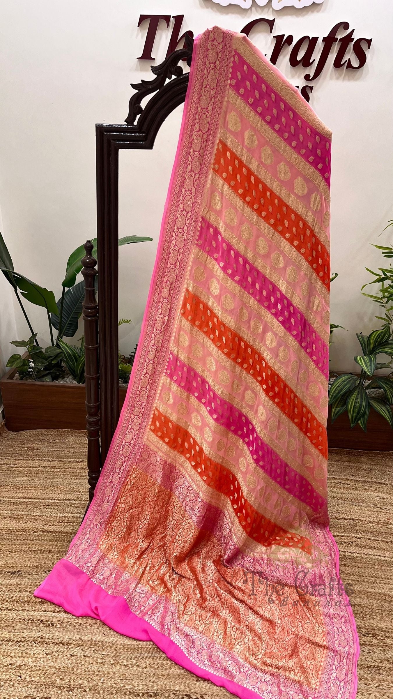 Khaddi Georgette Handloom Banarasi Saree