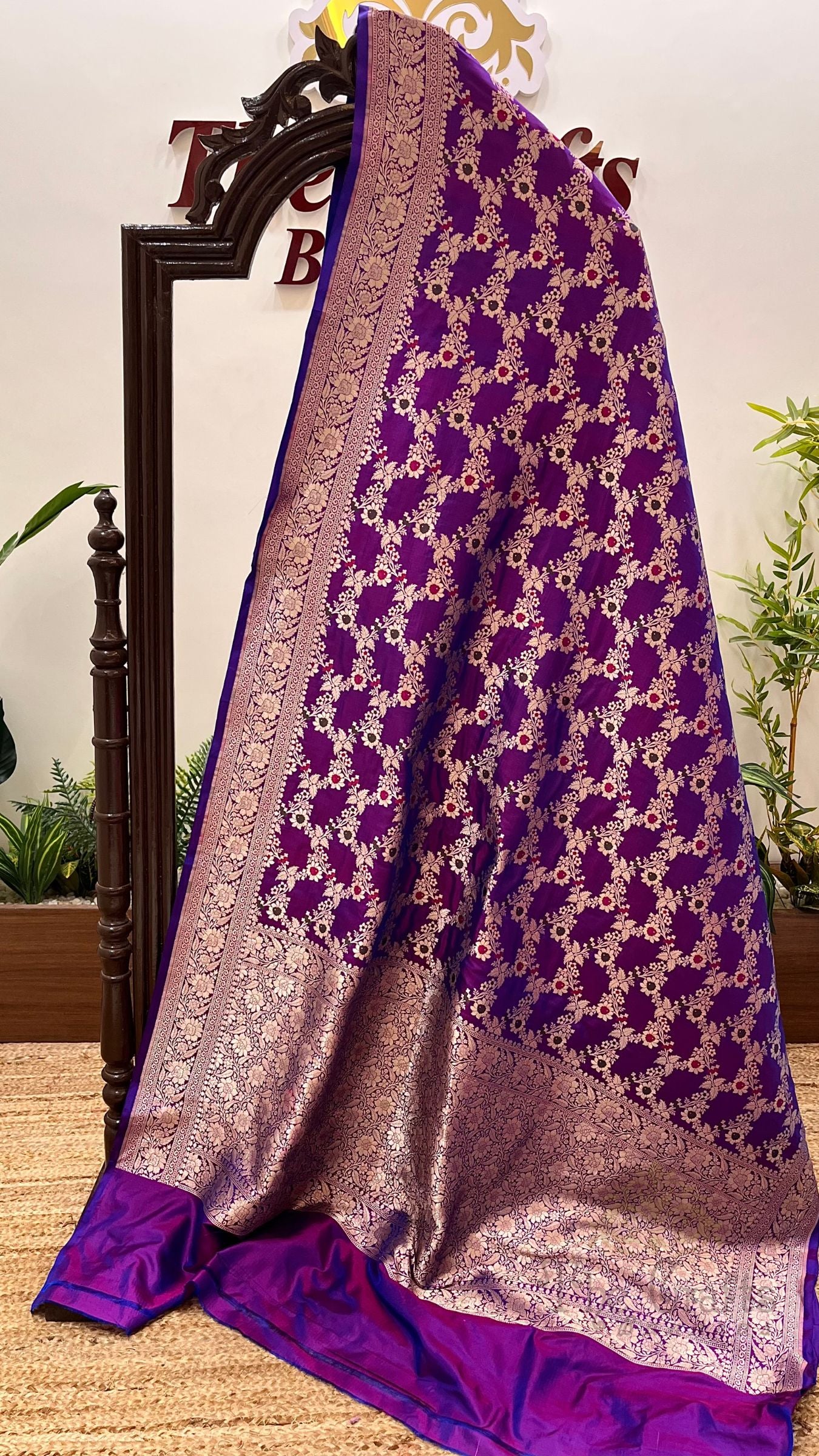 Pure Katan Silk Handloom Banarasi Saree - Jaal With Meenakari