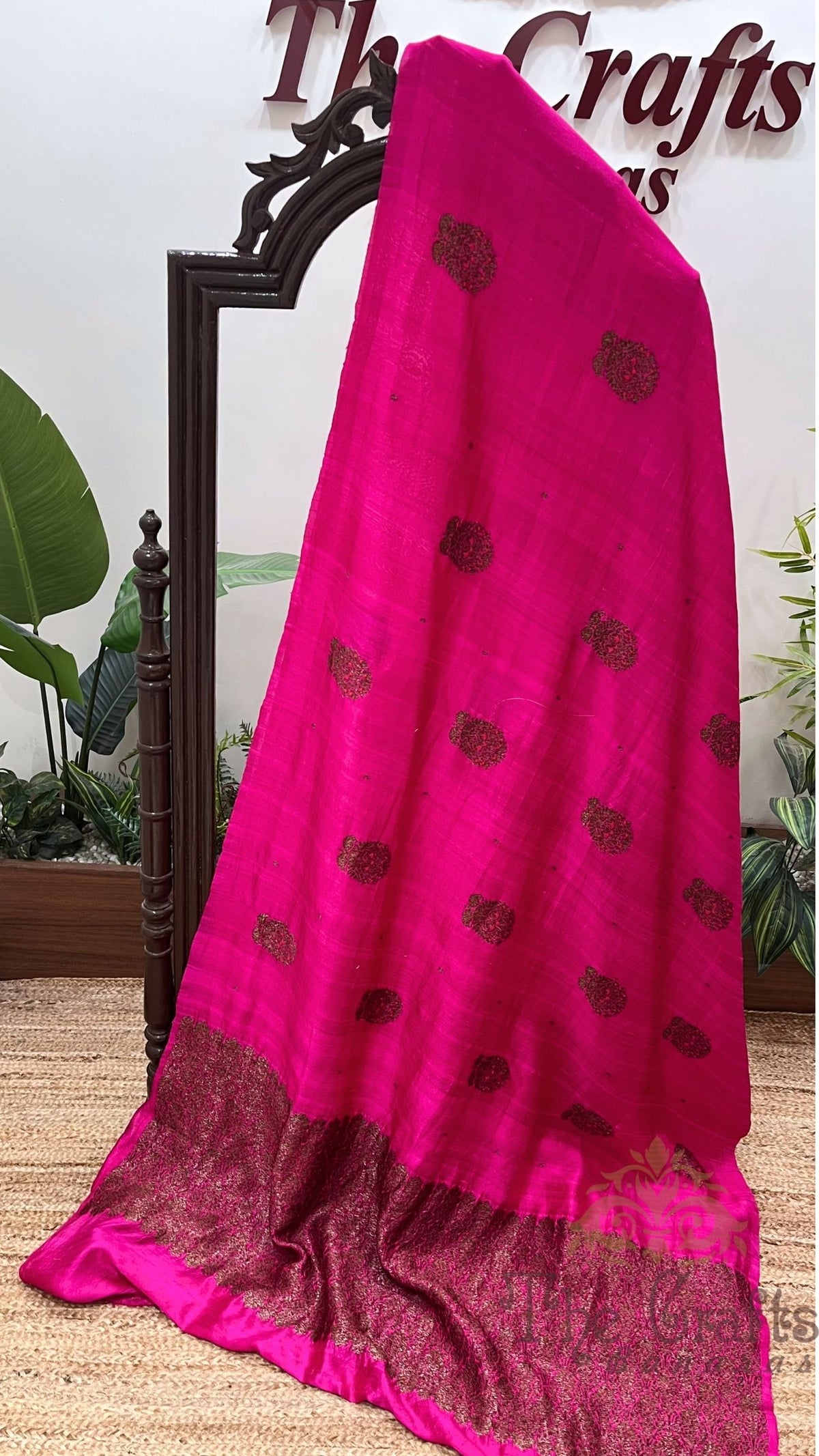 Pure Raw Silk Handloom Banarasi Saree