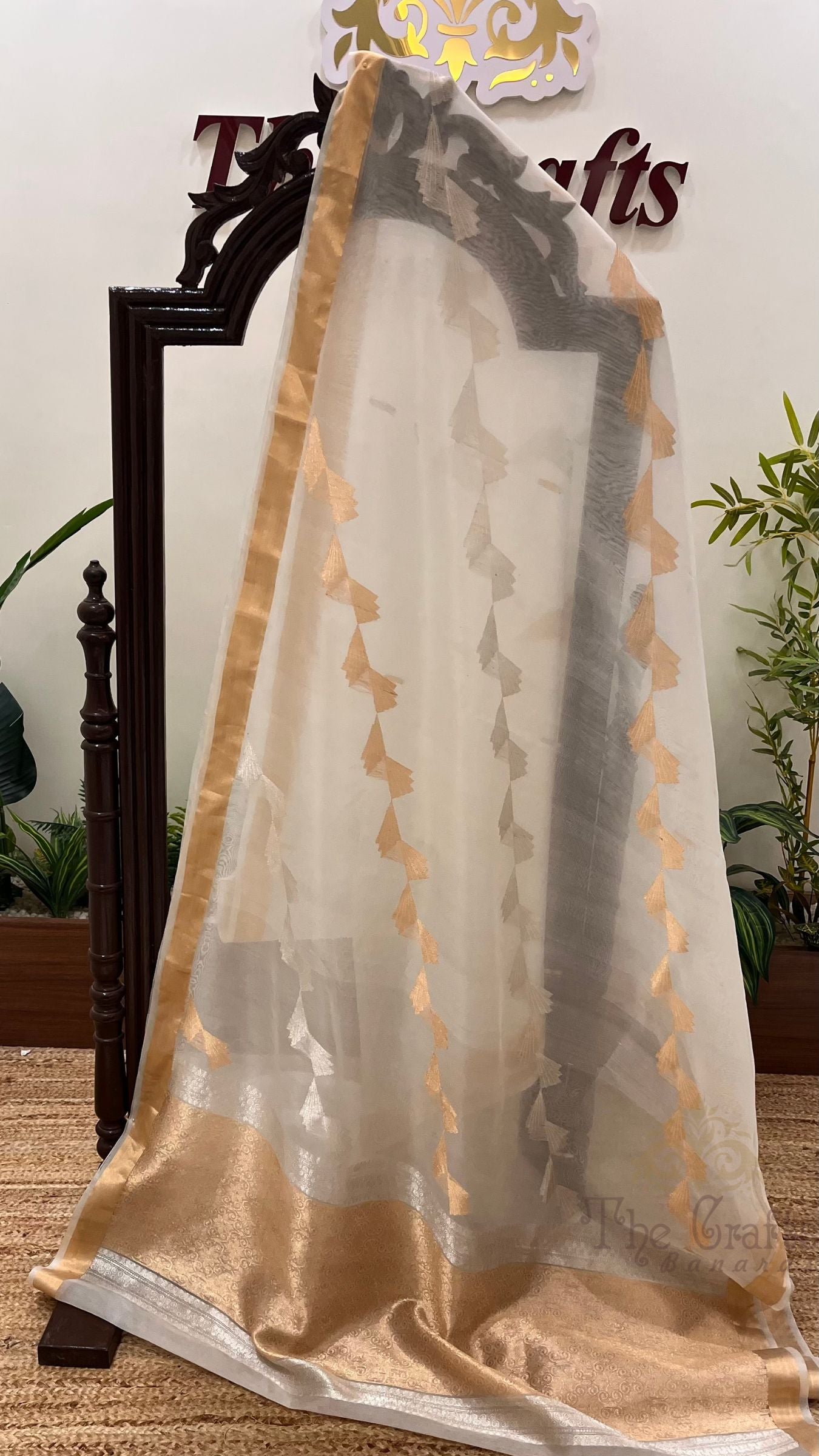 Pure Kora Silk Handloom Banarasi Saree