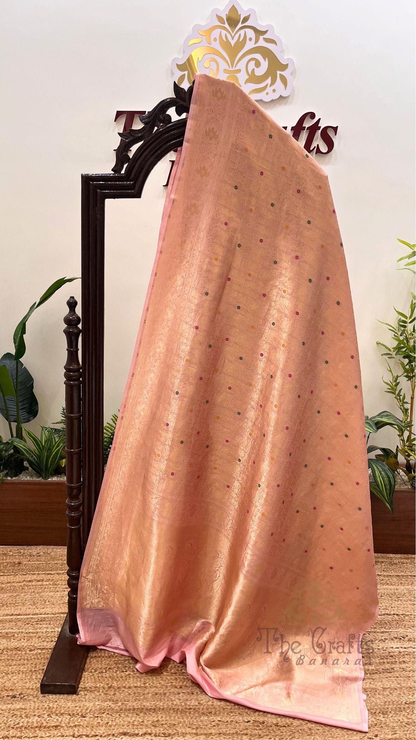 Pure Katan Silk Handloom Banarasi Saree - Tanchui Brocade Meena