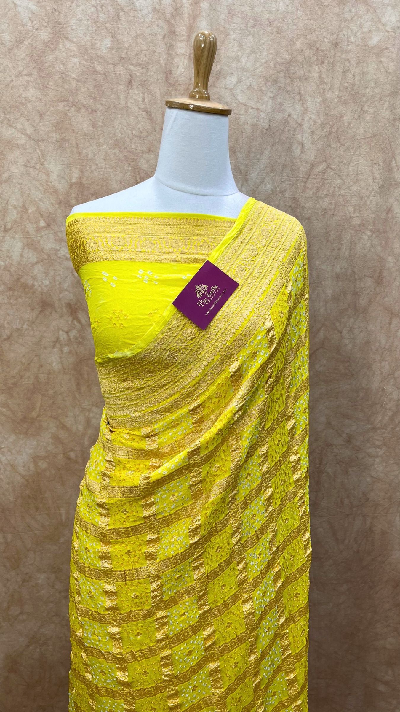 Pure Georgette Banarasi Handloom Bandhej Saree