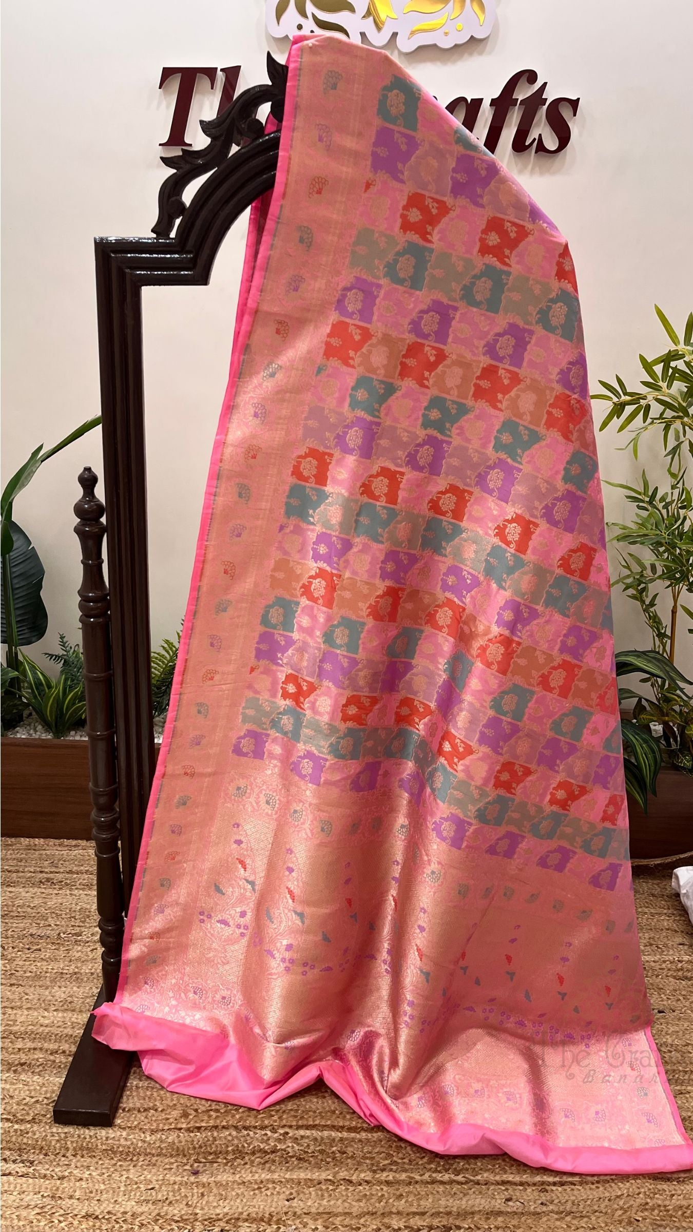 Rangkat Pure Katan Silk Handloom Banarasi Saree - Jaal with meenakari