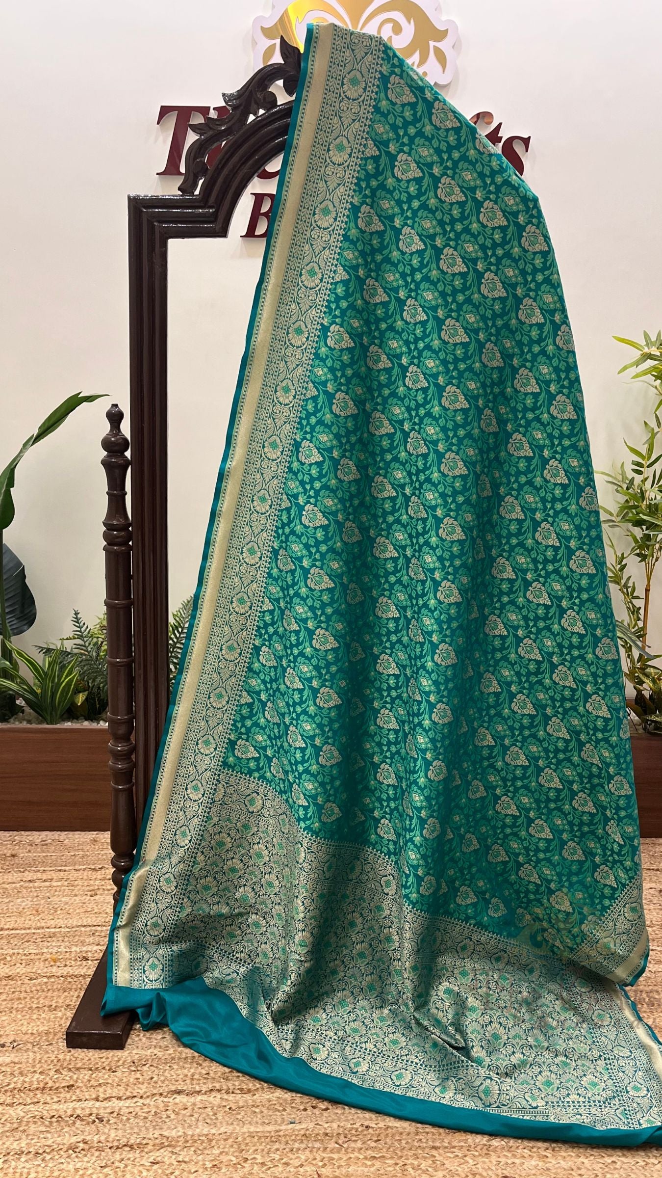 Pure Cotton Silk Banarasi Brocade Handloom Saree - Meenakari
