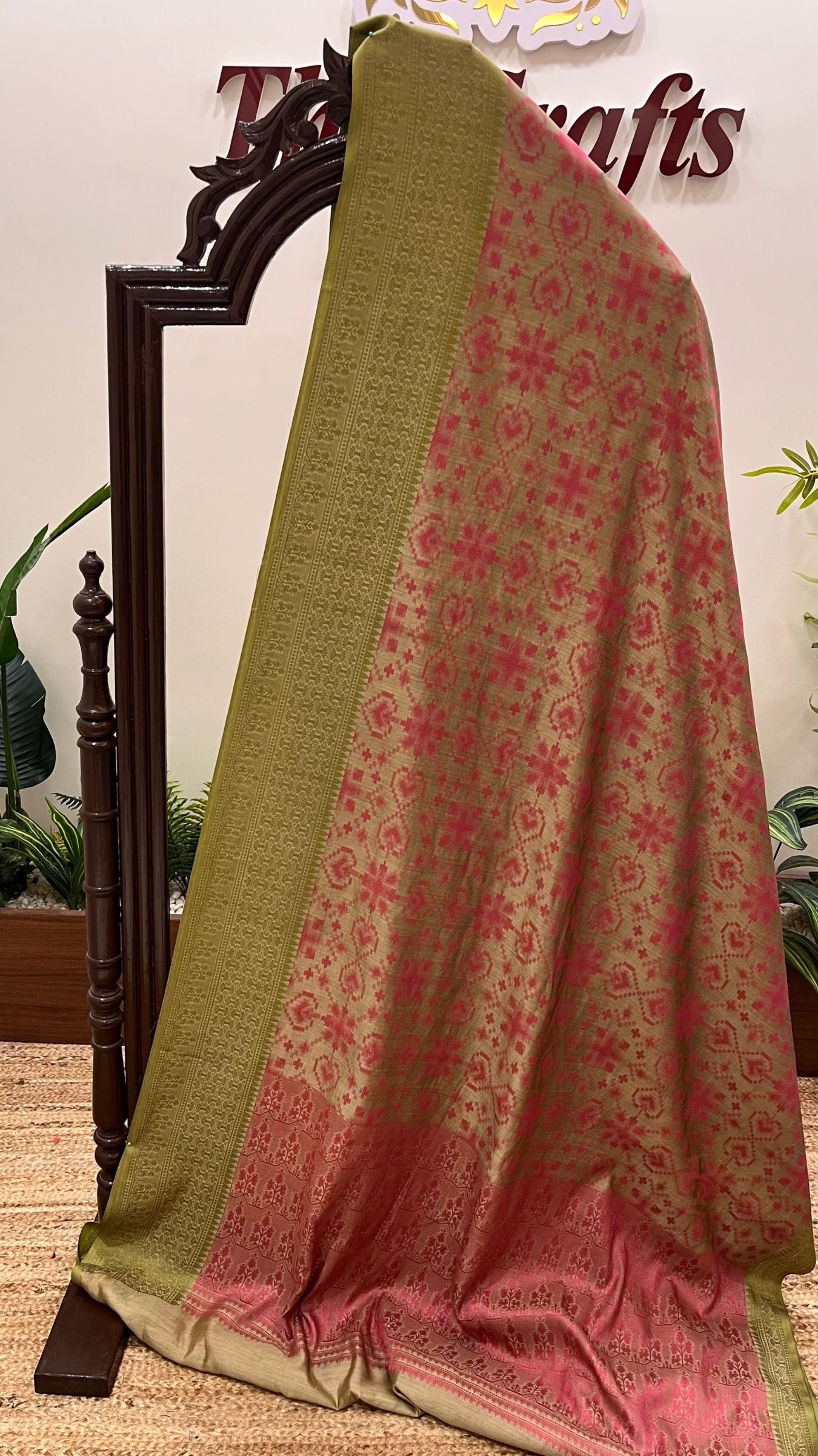 Pure Chiniya Silk Banarasi Saree