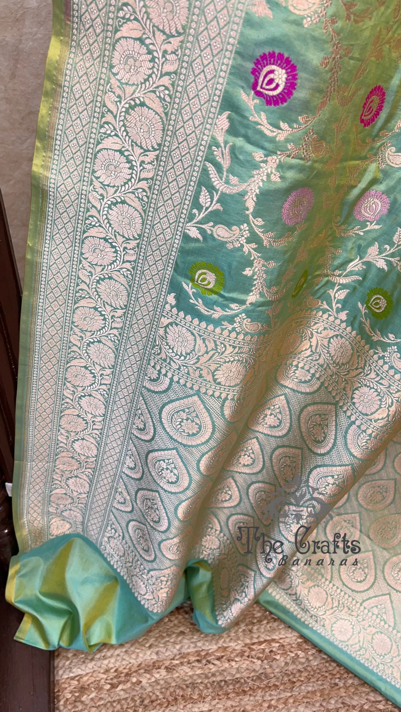 Pure Katan Silk Handloom Banarasi Saree - Jaal With Meenakari