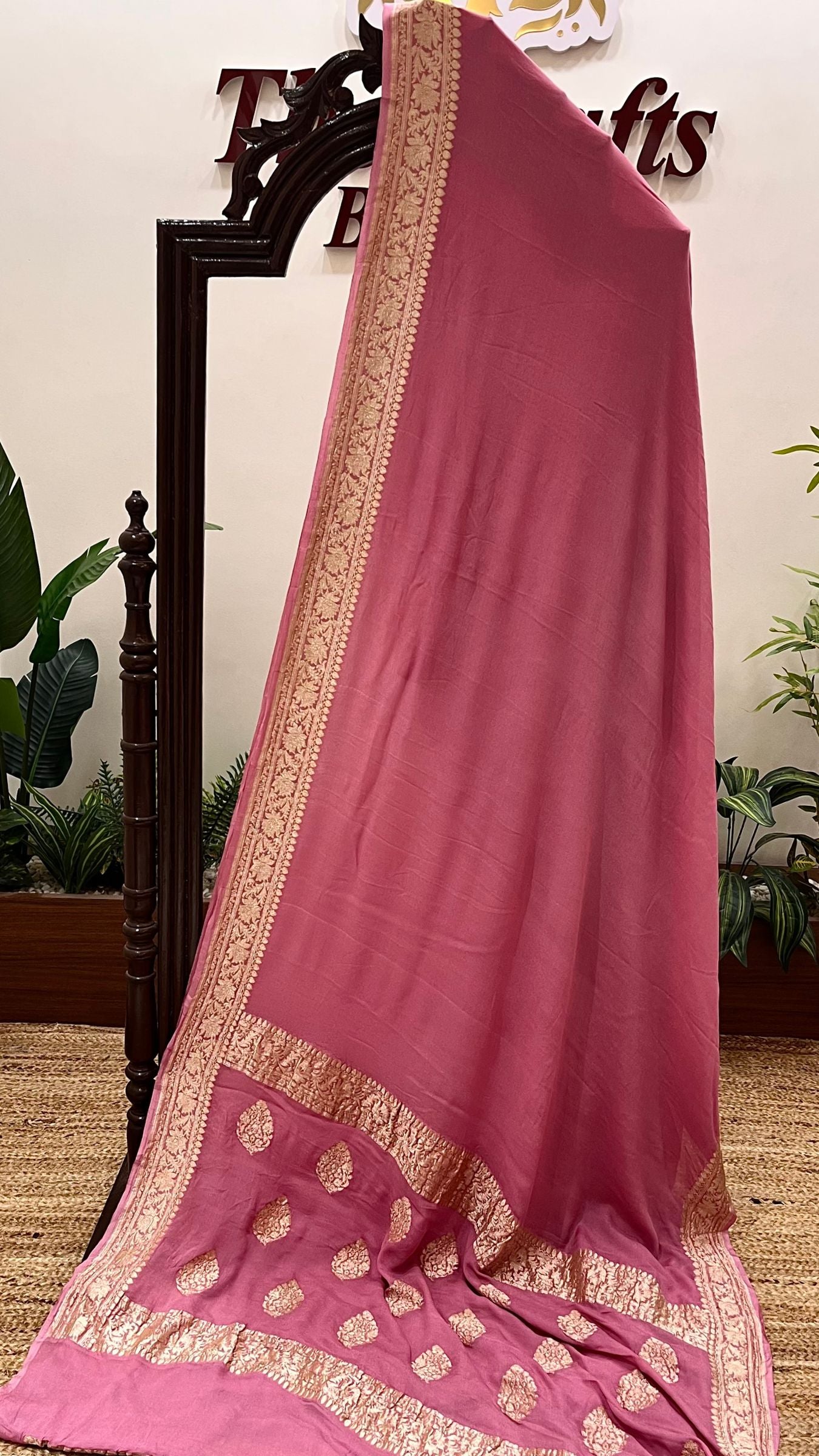 Khaddi Georgette Handloom Banarasi Saree