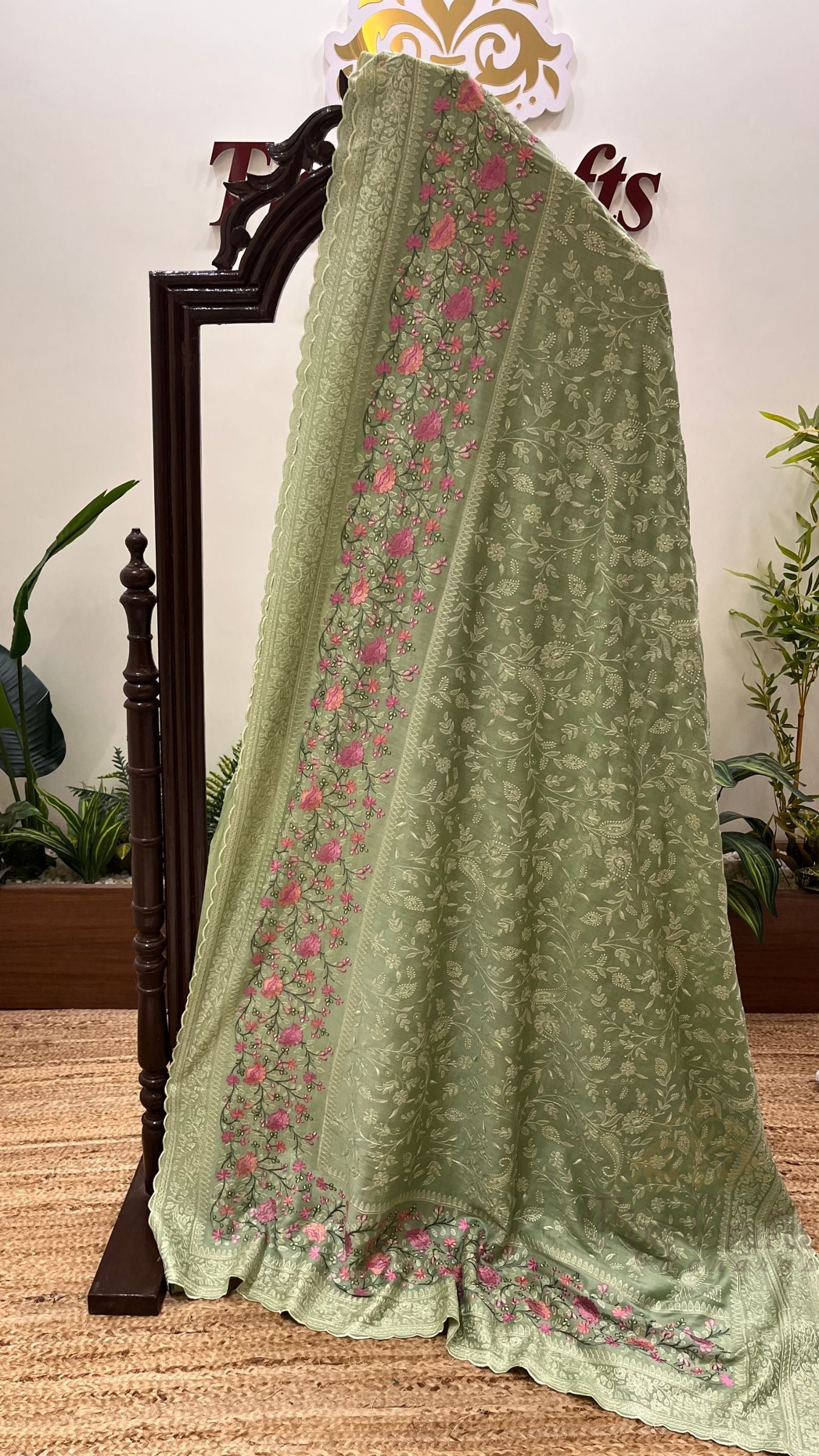 Pure Munga Silk Chikankari Handloom Banarasi Saree