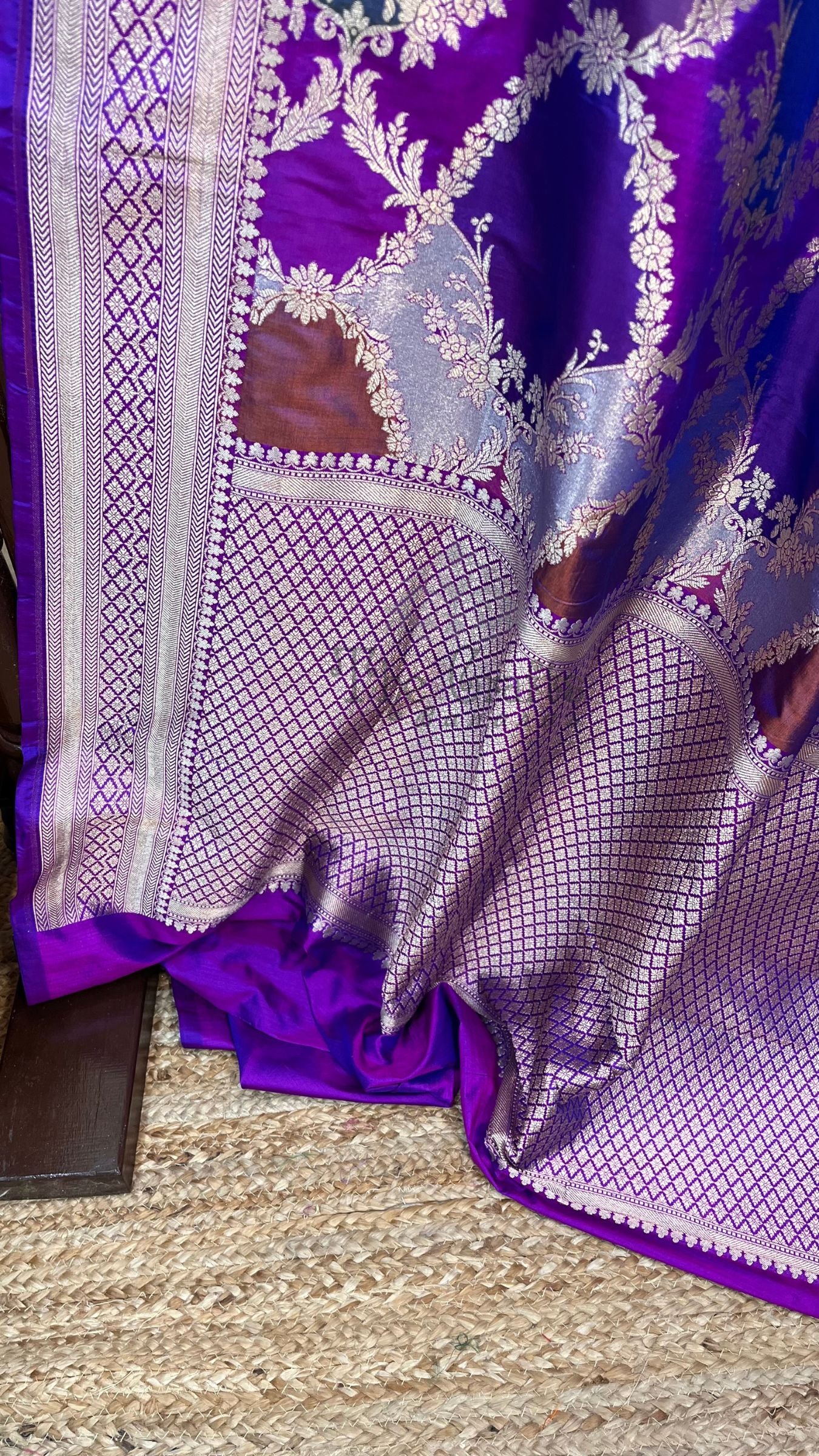 Rangkat Pure Katan Silk Handloom Banarasi Saree - All over Jaal work