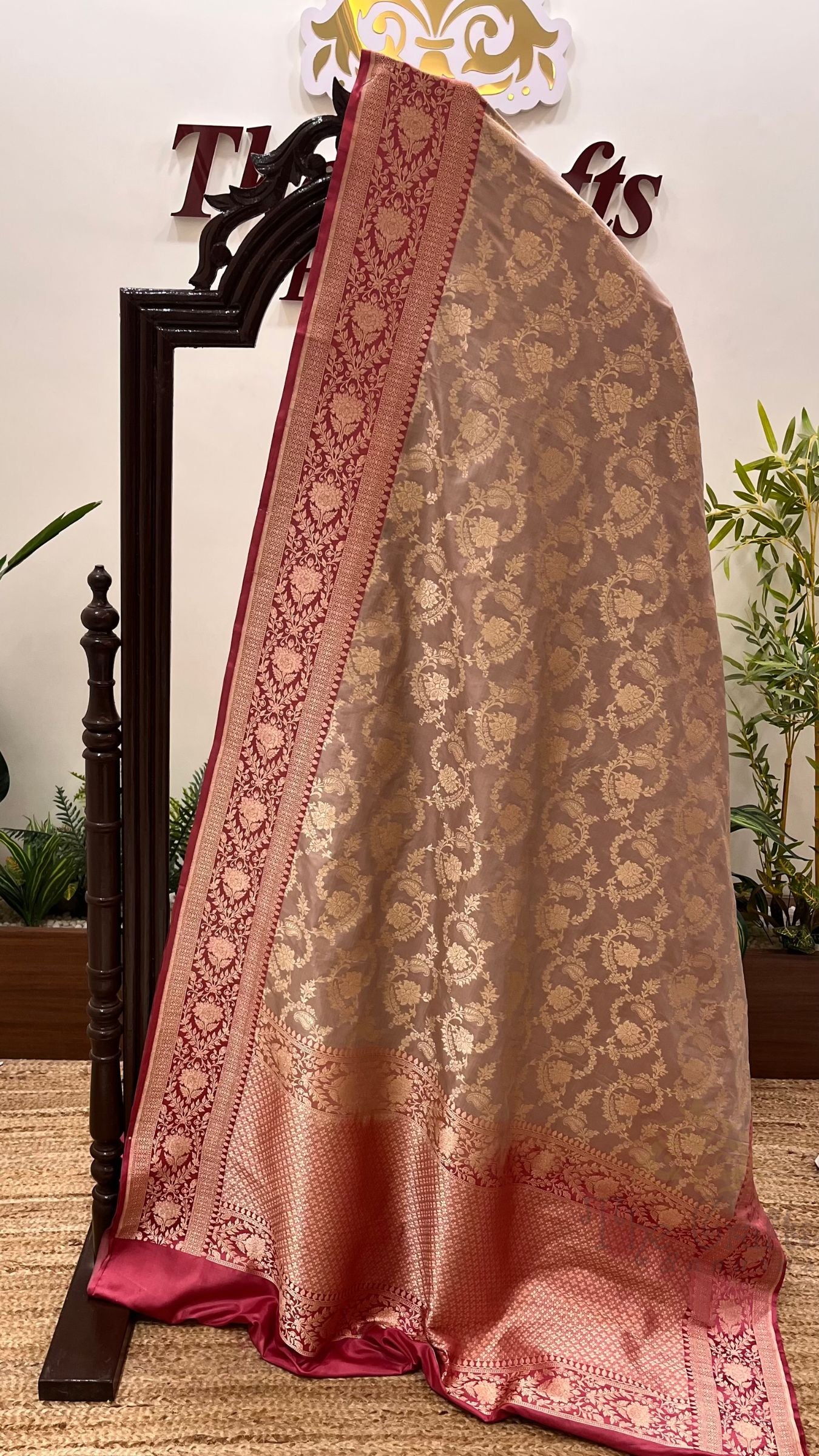 Pure Katan Silk Handloom Banarasi Saree - Jaal Work with Satin Border