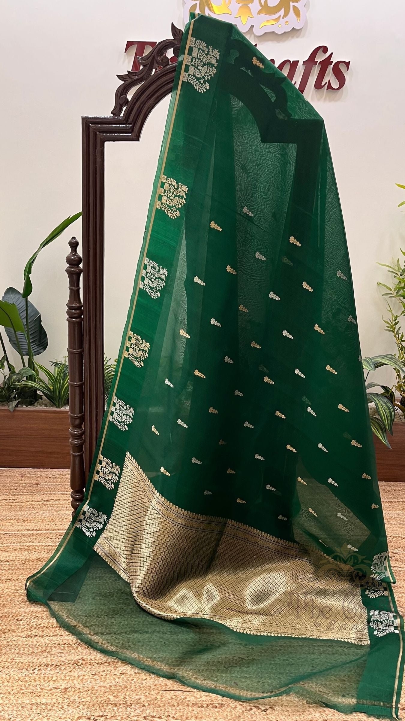 Pure Kora Silk Handloom Banarasi Saree
