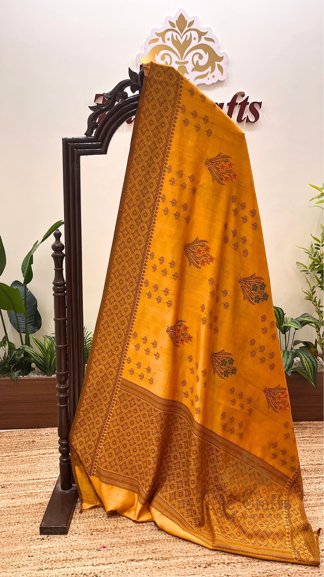Pure Chiniya Silk Banarasi Saree