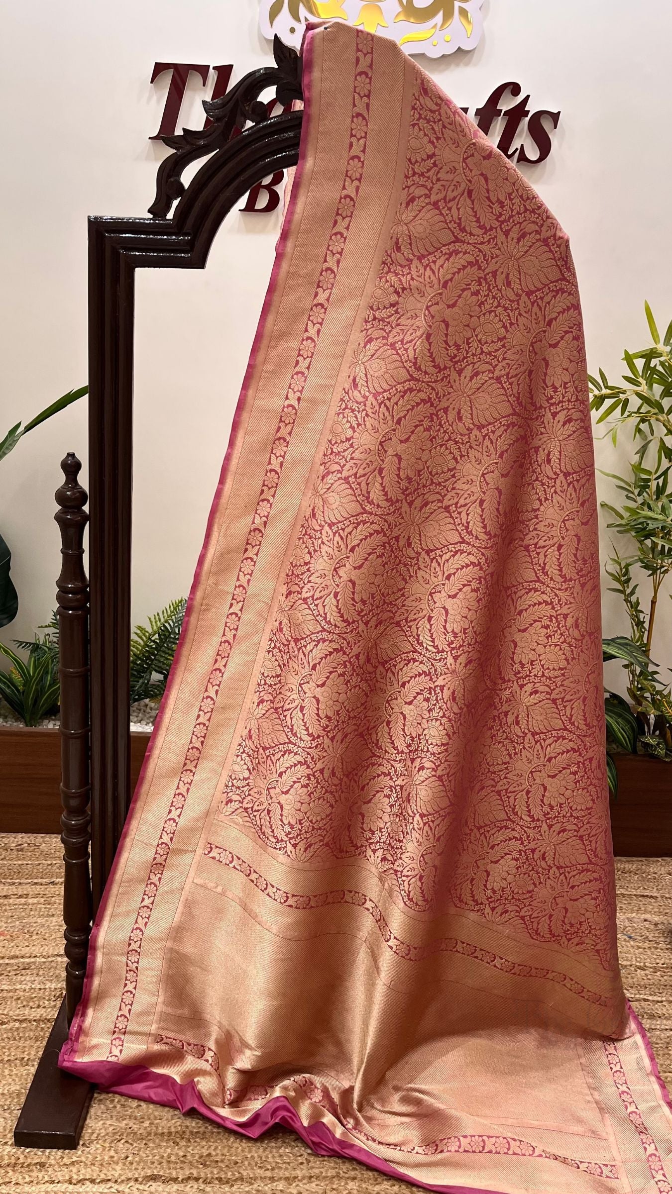 Pure Katan Silk Handloom Banarasi Saree - Tanchui Brocade