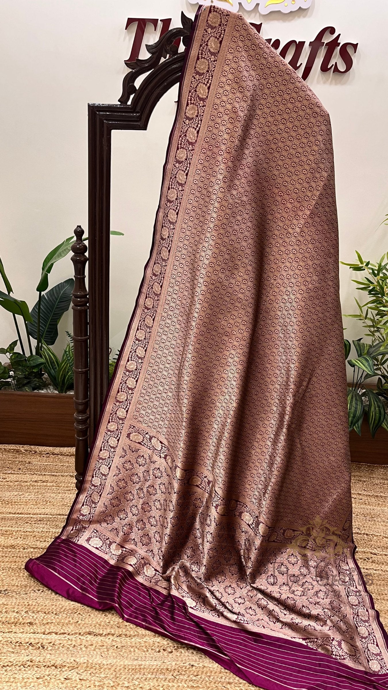 Pure Katan Silk Handloom Banarasi Saree - Tanchui Brocade