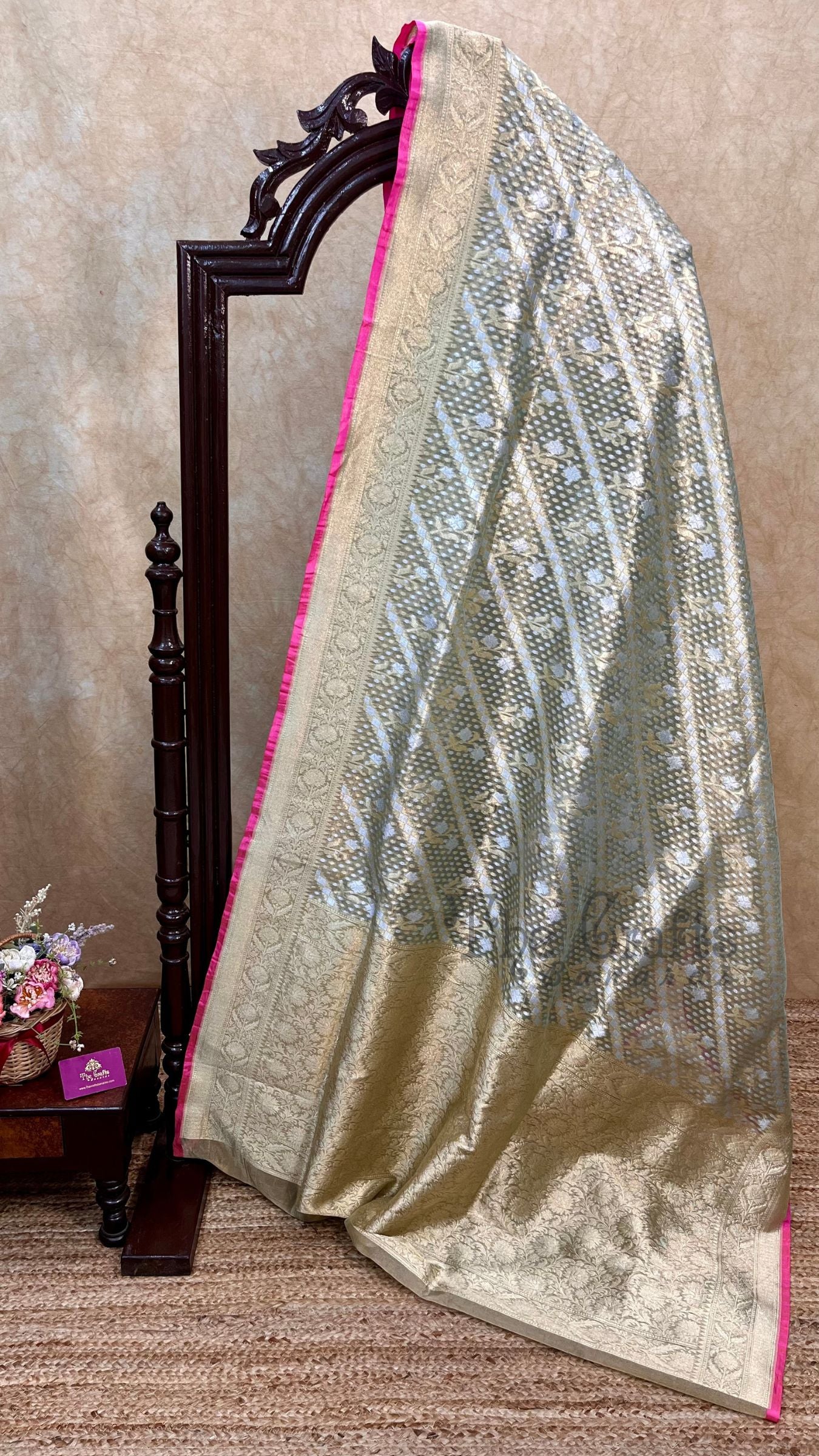 Pure Tissue Silk Handloom Banarasi Saree - Reshmi Zari