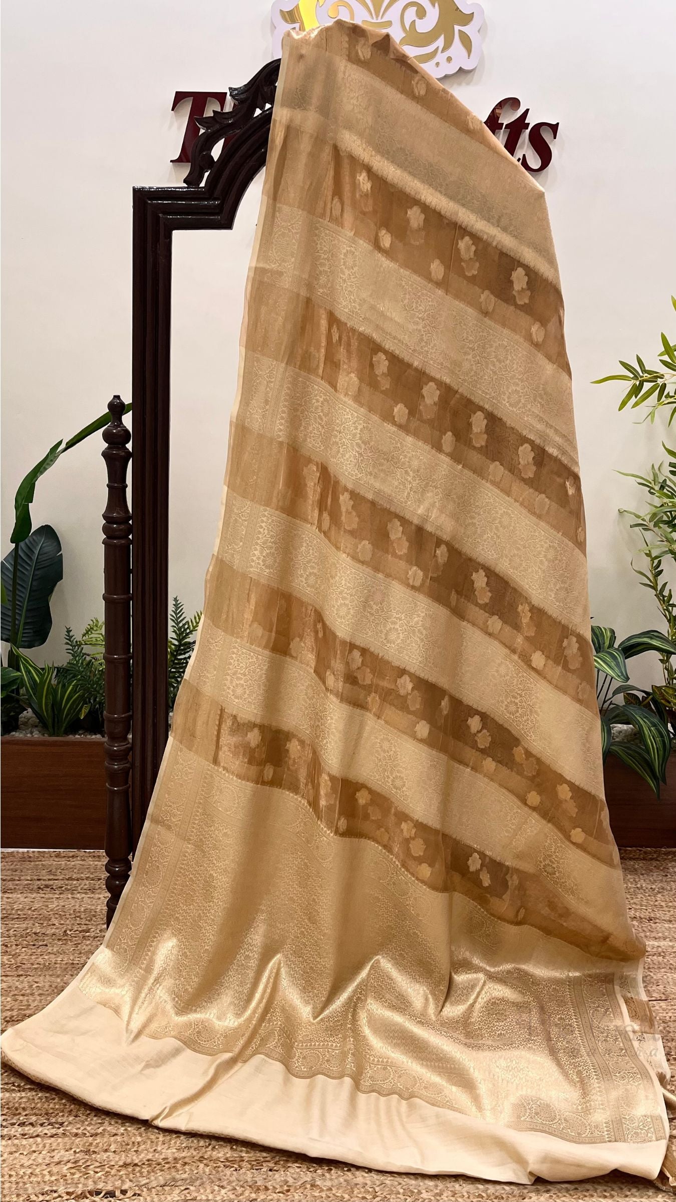 Pure Chiniya Tissue Silk Banarasi Saree