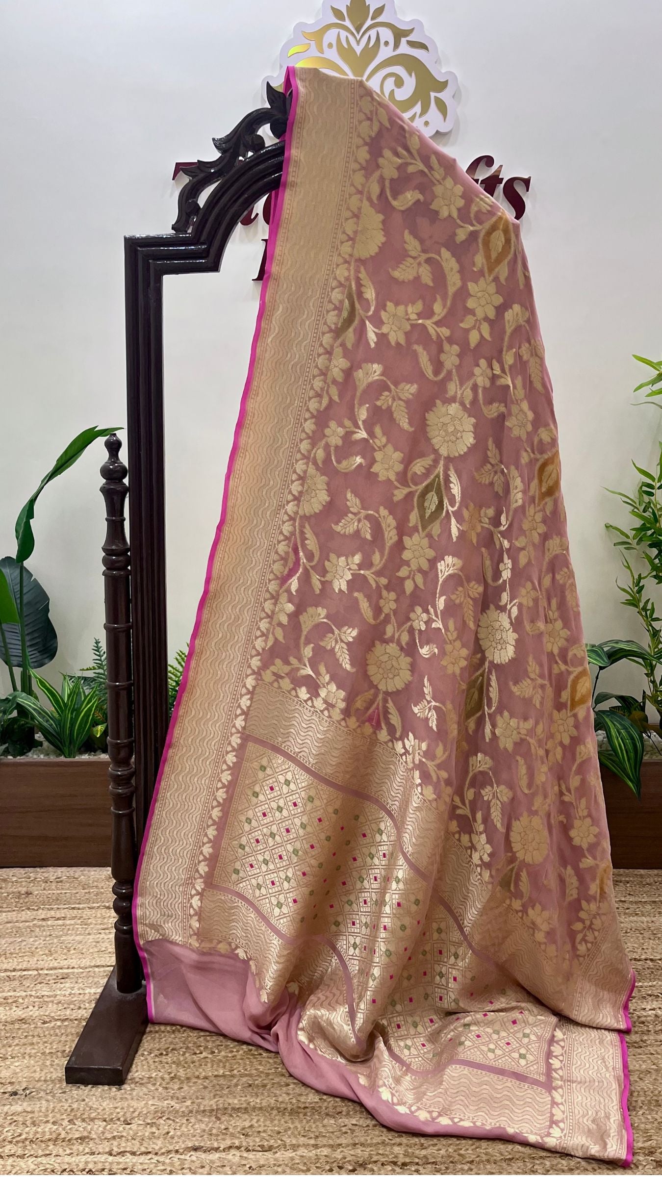 Khaddi Georgette Handloom Banarasi Saree