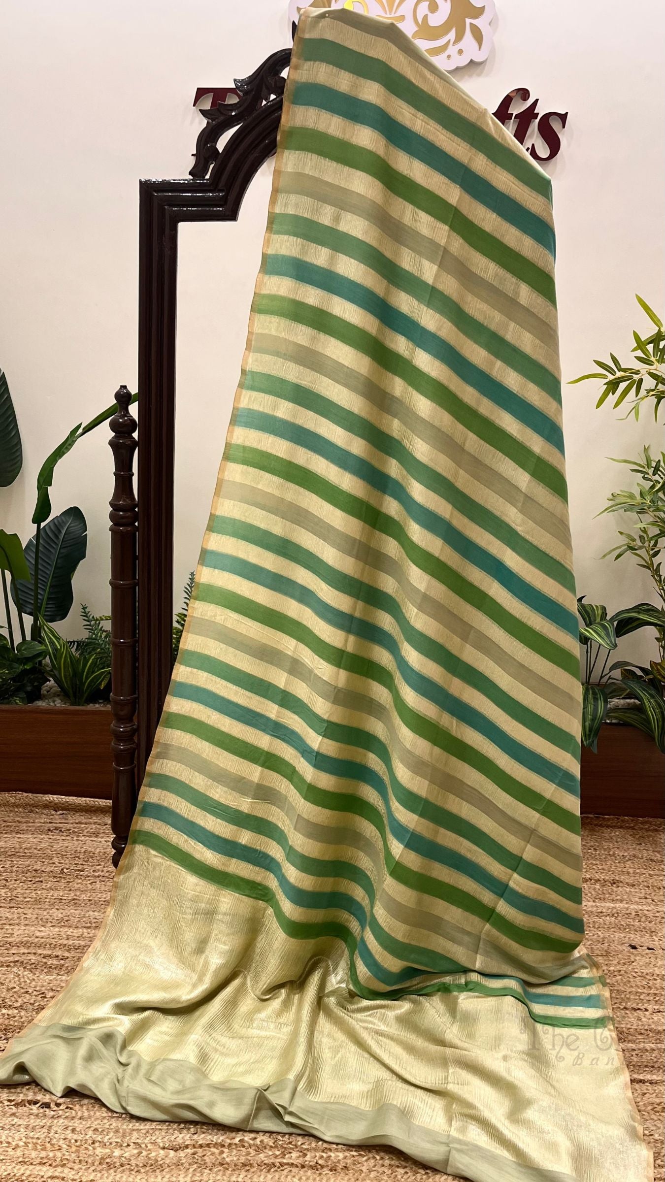 Pure Munga Crush Tissue Silk Banarasi Saree