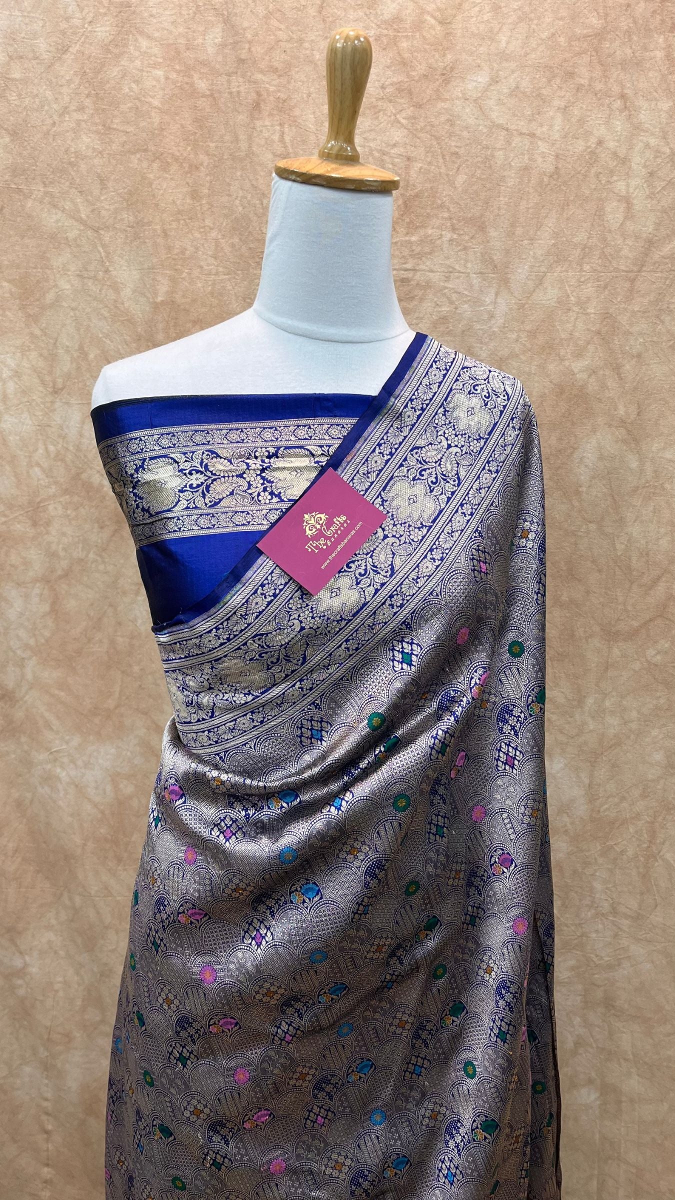 Pure Katan Silk Handloom Banarasi Saree - Tanchui Brocade Meena