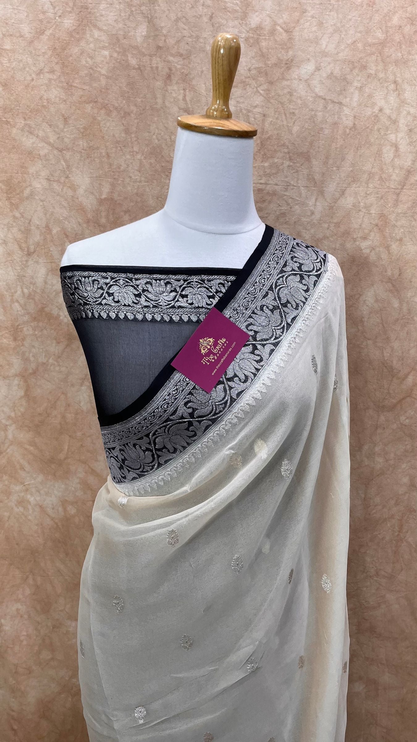 Pure Georgette Handloom Banarasi Saree