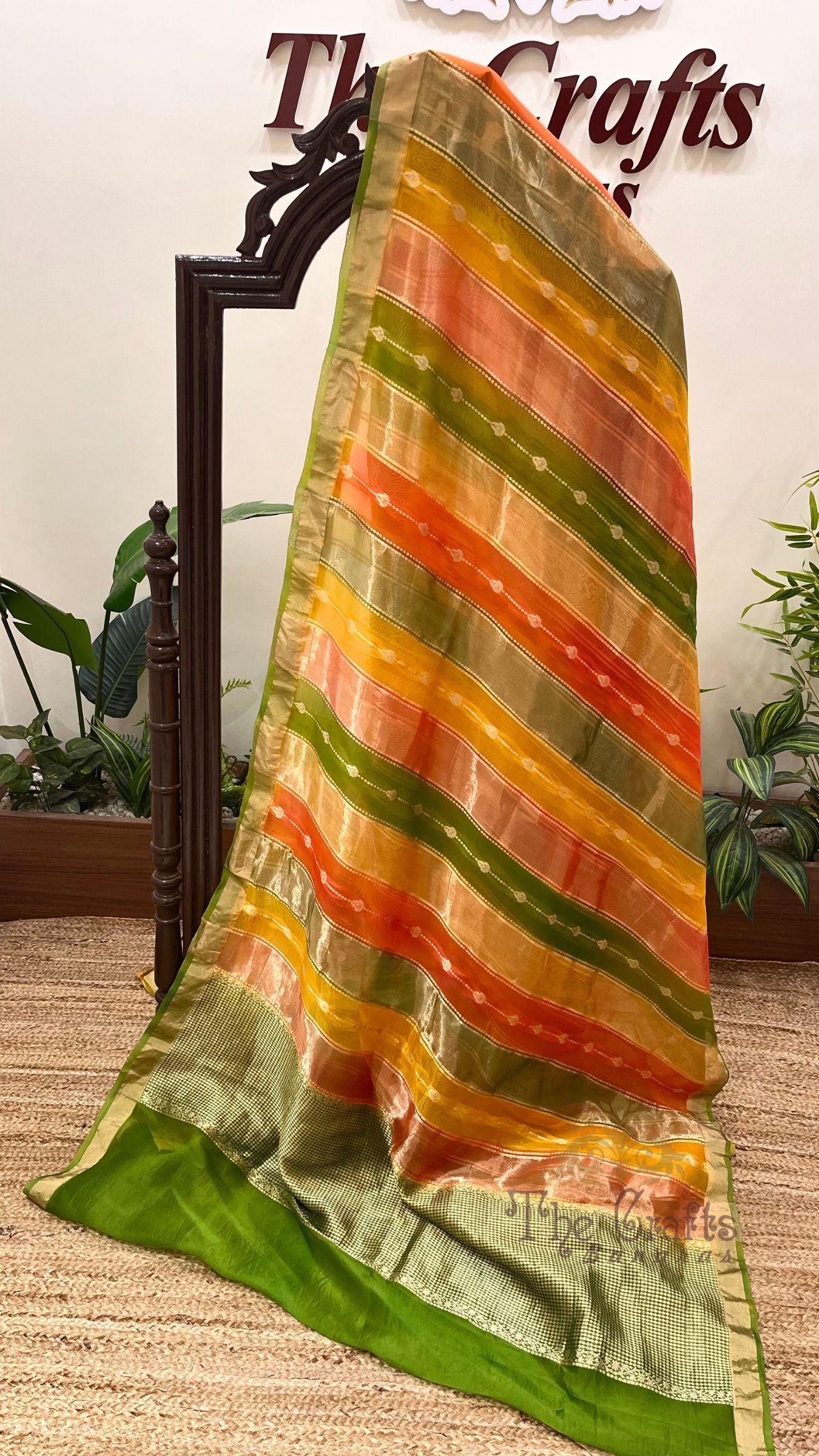 Rangkat Pure Kora Tissue Silk Handloom Banarasi Saree- Kadhua Motifs