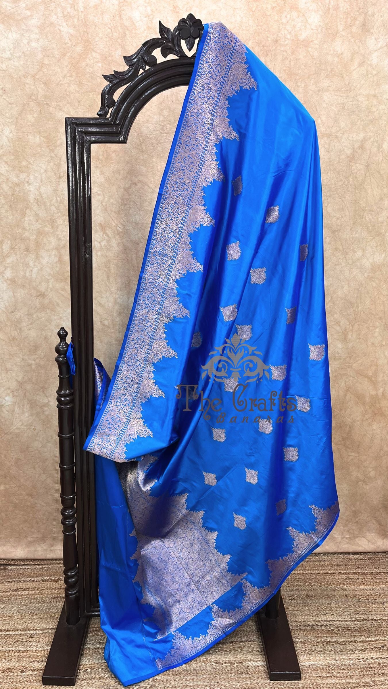 Pure Katan Silk Handloom Banarasi Saree - Jaal work