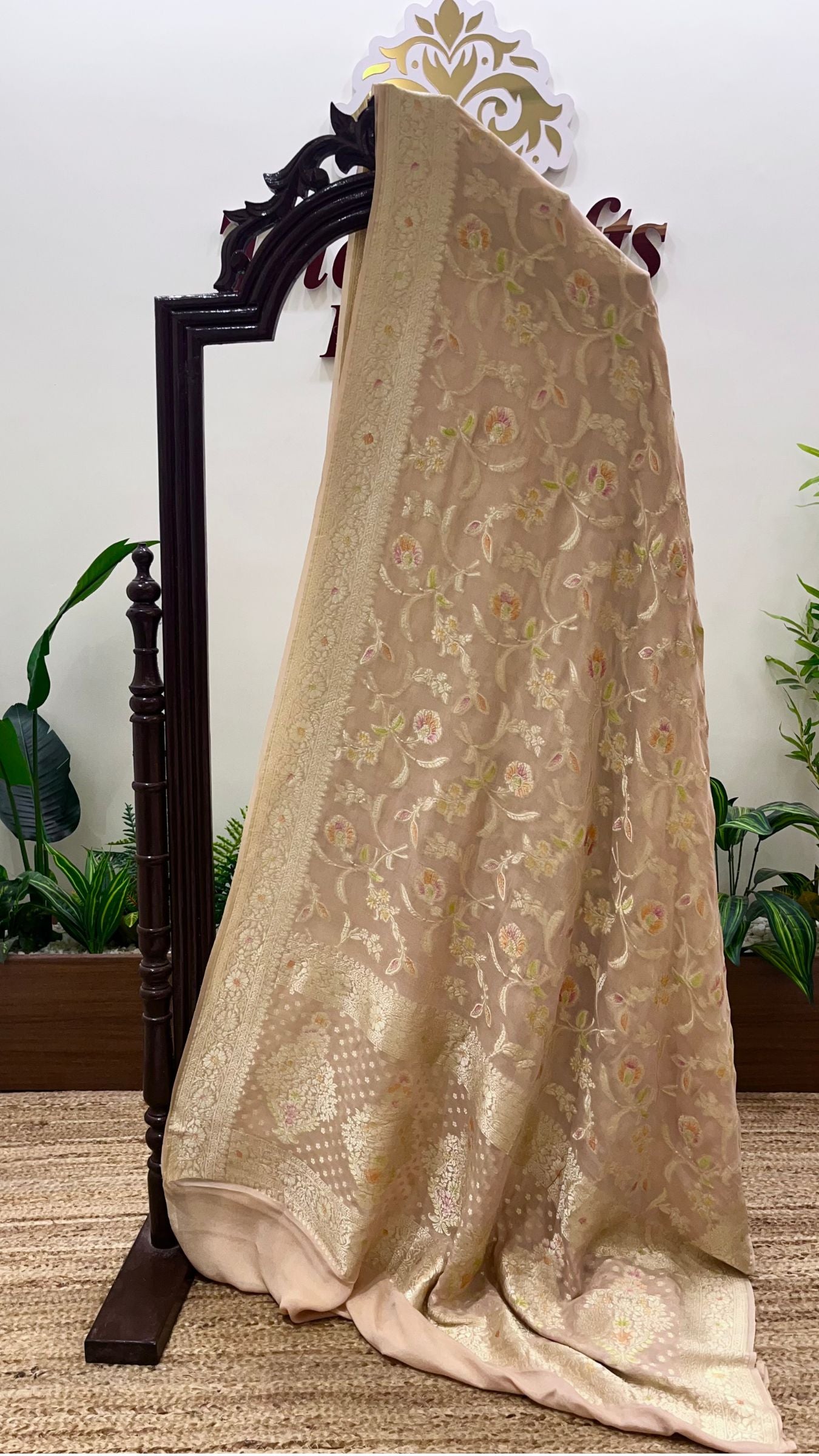 Khaddi Georgette Handloom Banarasi Saree