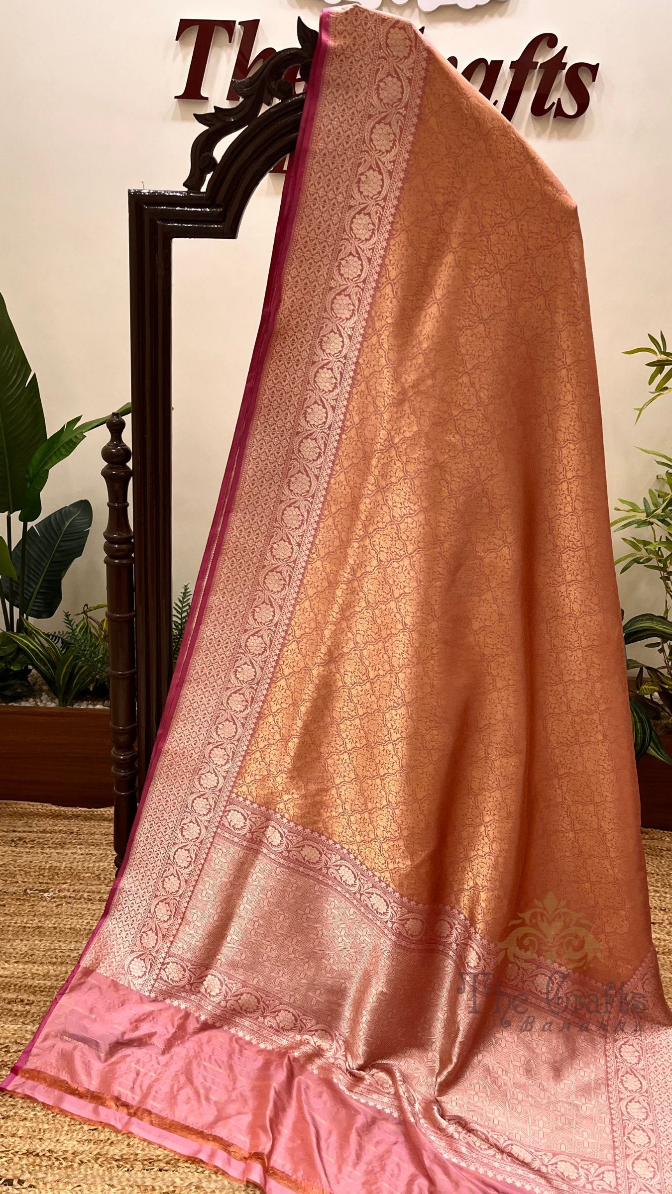 Pure Katan Silk Handloom Banarasi Saree - Kadhua Tanchui Brocade