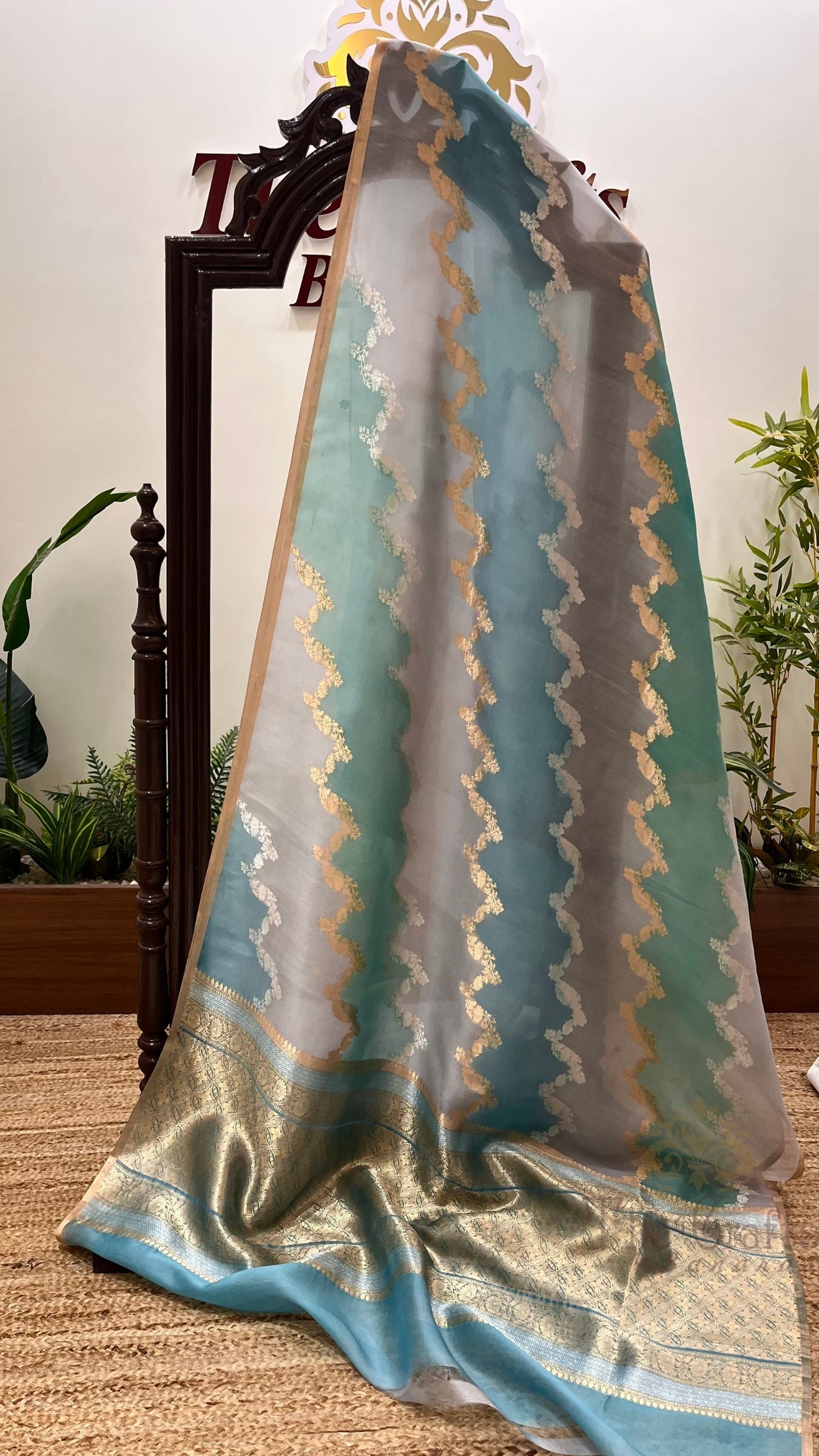 Rangkat Pure Kora Silk Handloom Banarasi Saree- Kadhua Stripes
